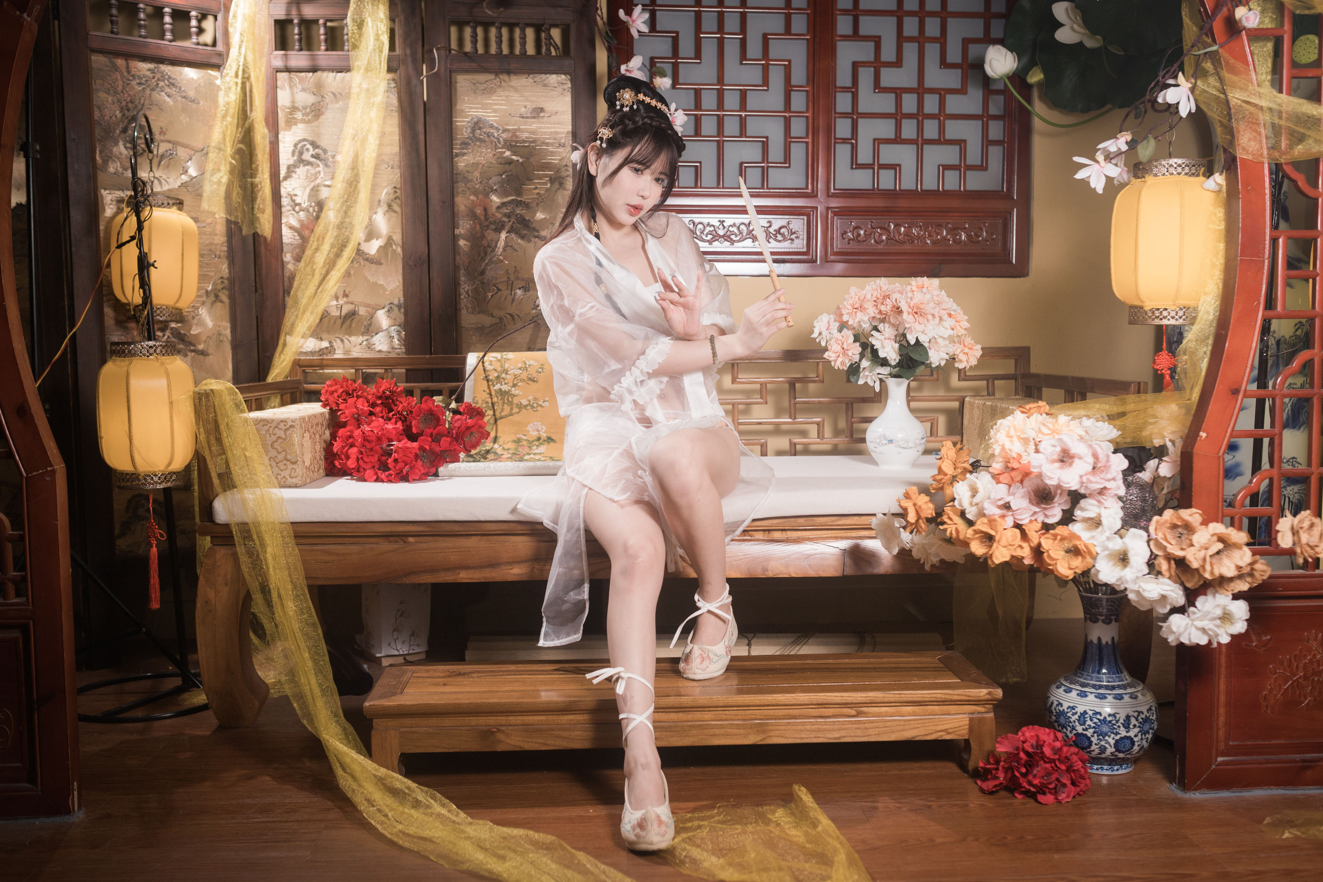 [福利COS] Tina很妖孽呀 – 聂小倩-秀臀网-高品质图集网