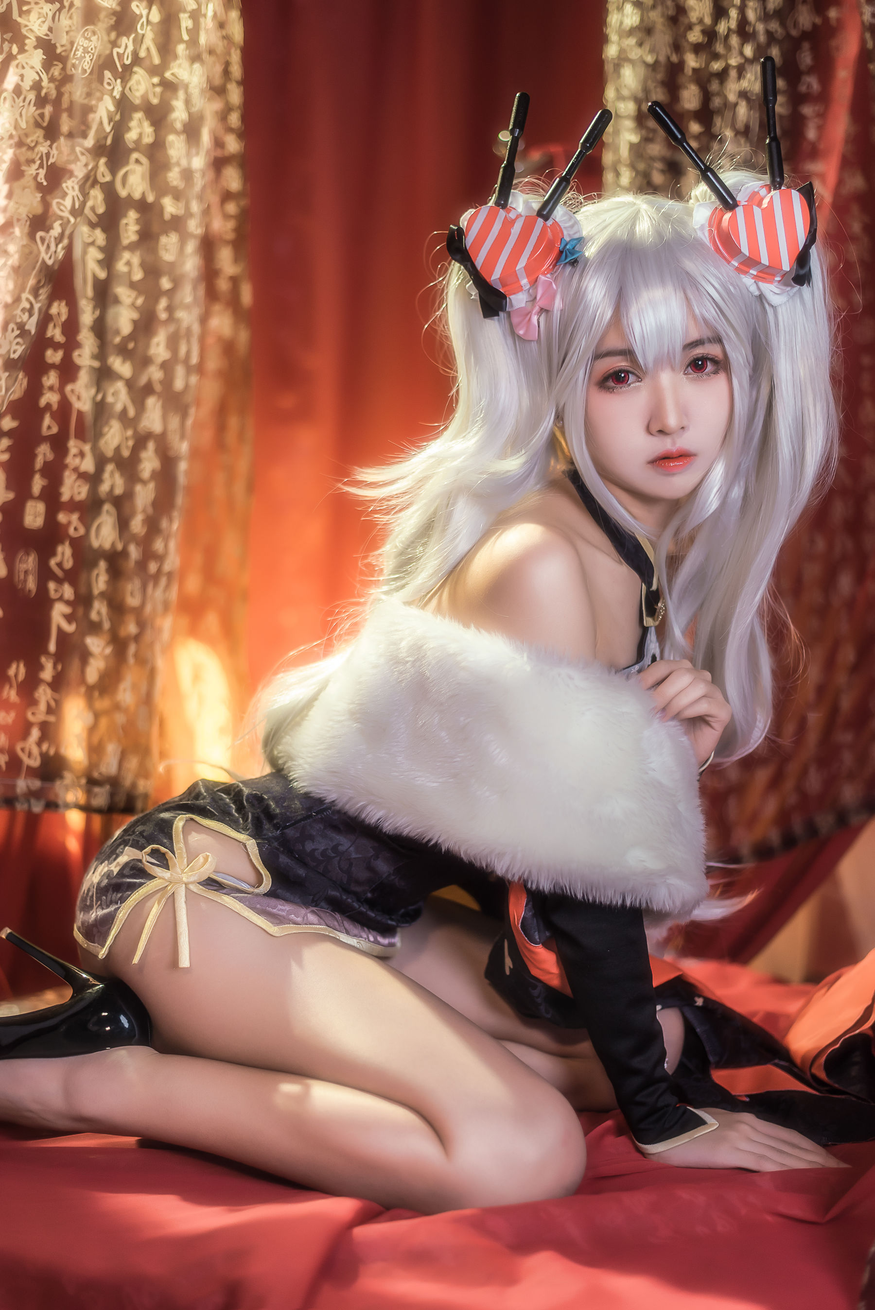 超人气Coser鳗鱼霏儿 碧蓝华裳 吸血鬼-蕾丝百合网-美图分享,Cosplay美图,私房写真,套图下载