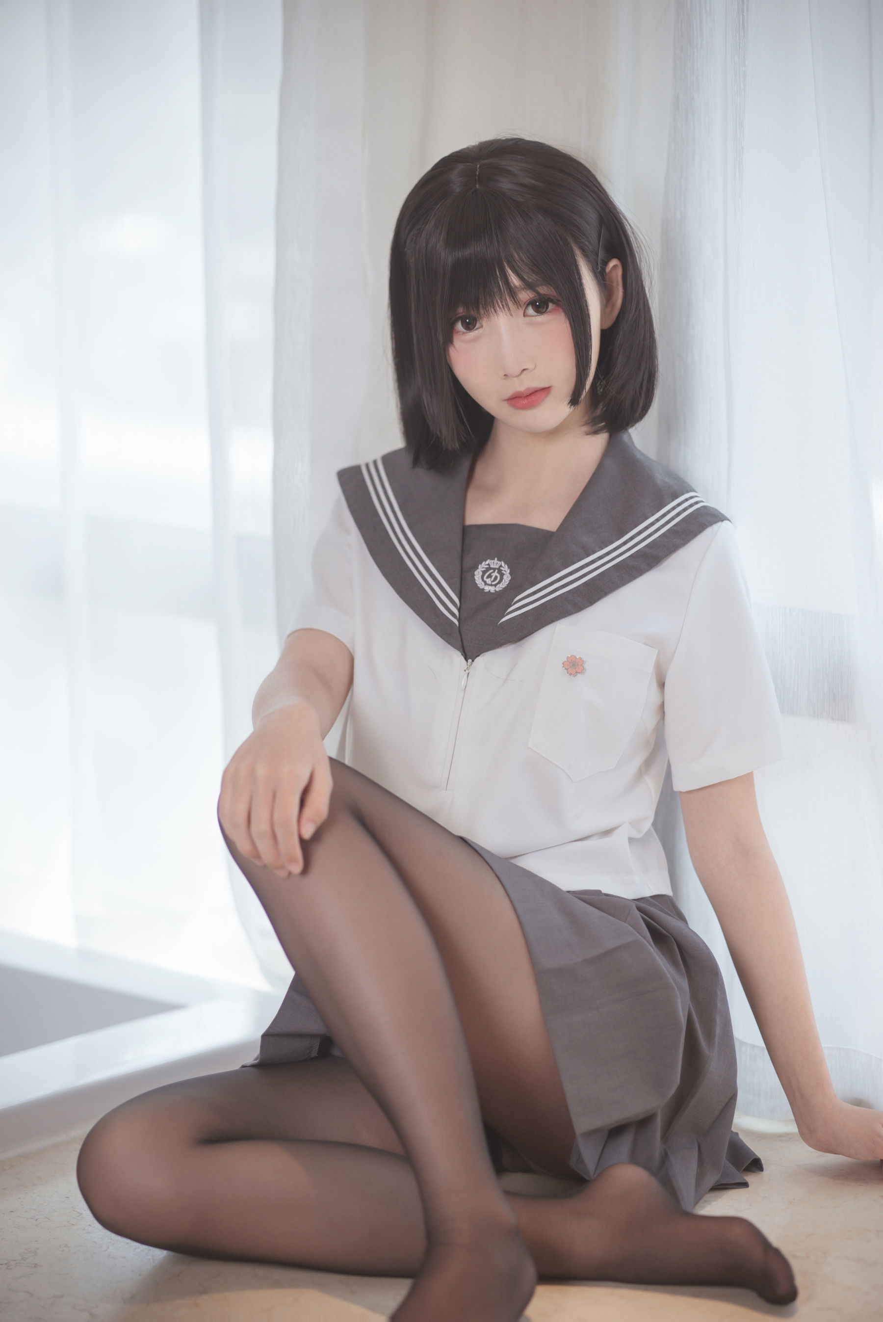 [萝莉COS] 面饼仙儿 – 脑内少女 黑丝JK-蕾丝百合网-美图分享,Cosplay美图,私房写真,套图下载