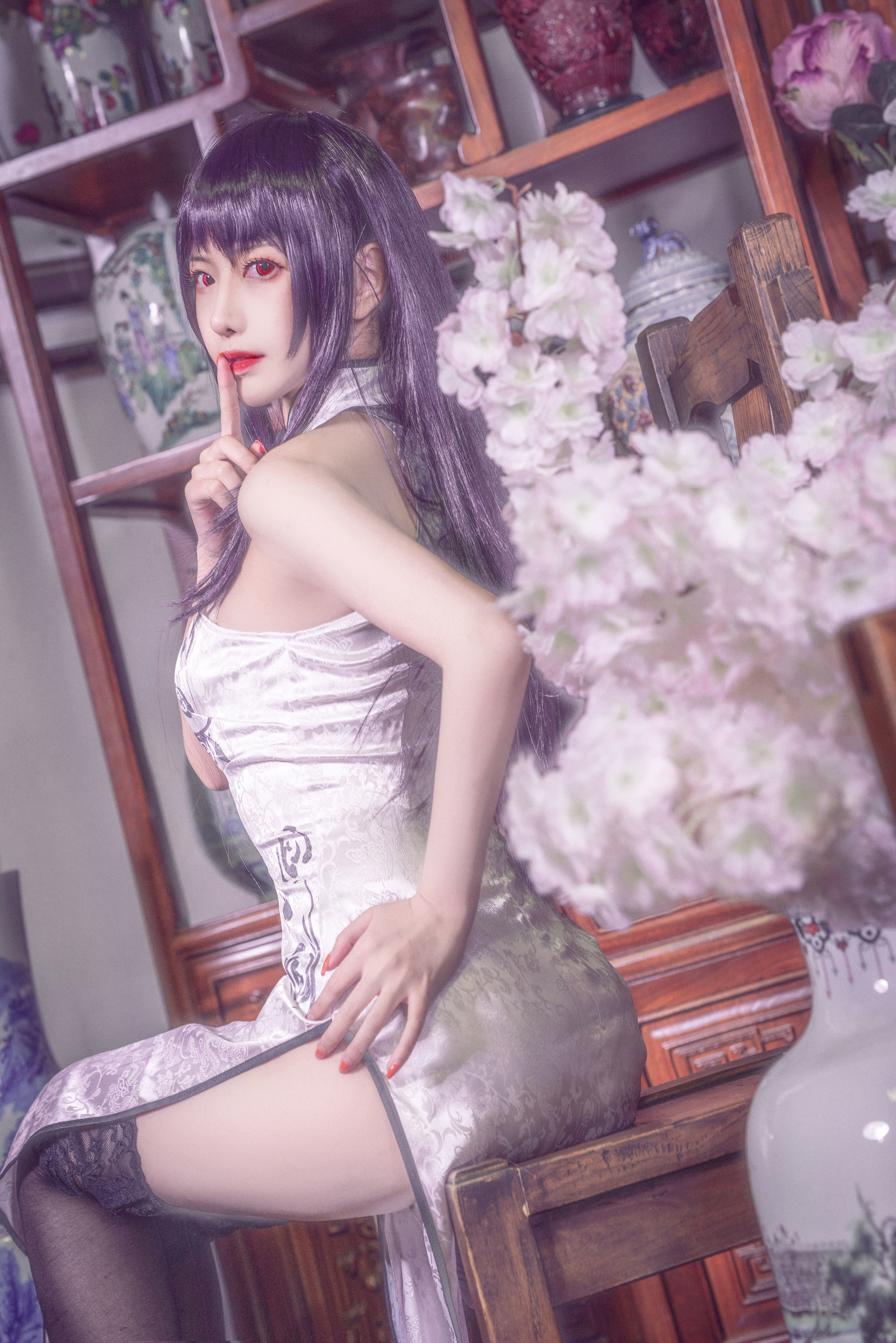 [萝莉COS] Shika小鹿鹿 – 学姐旗袍-蕾丝百合网-美图分享,Cosplay美图,私房写真,套图下载