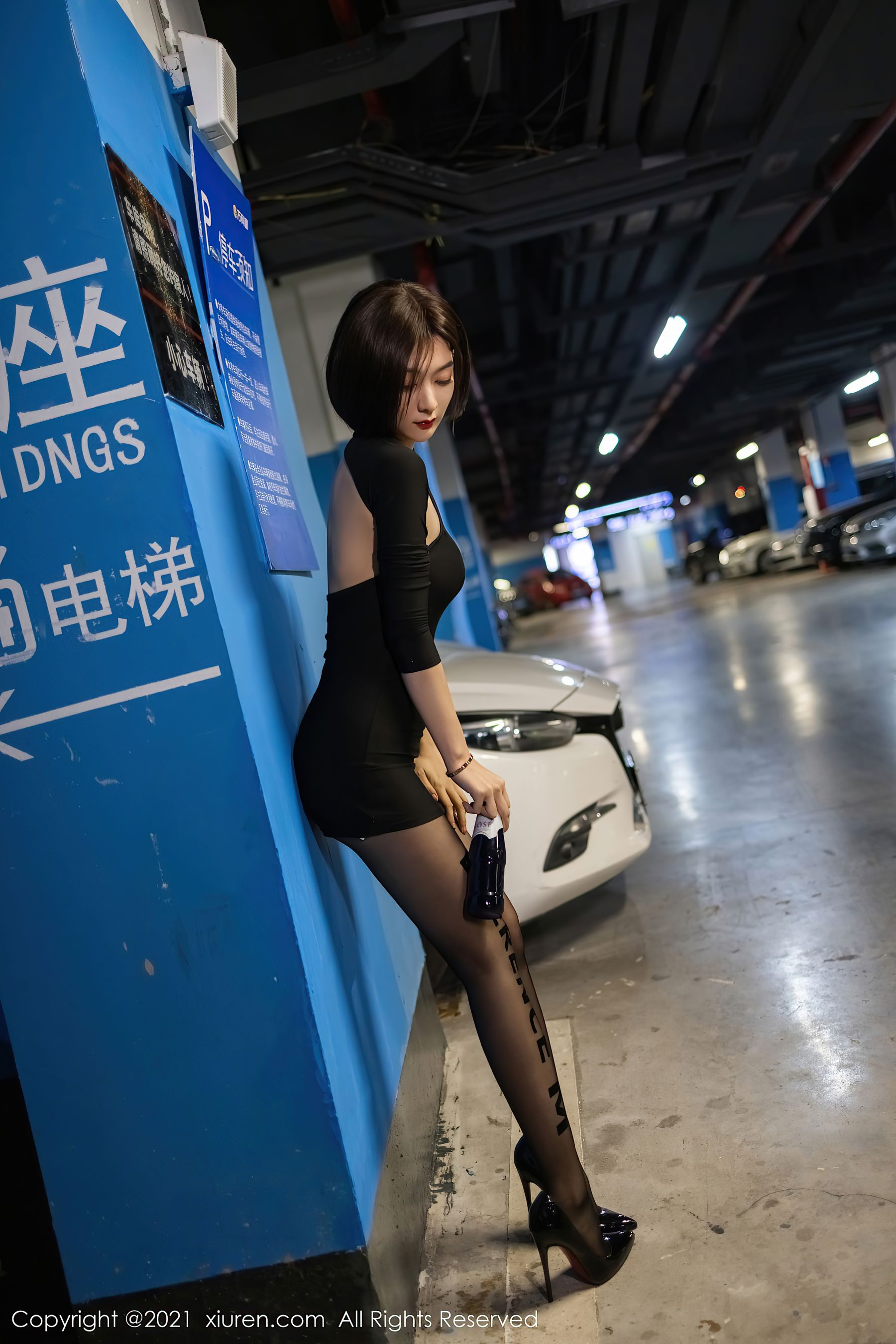 [秀人XiuRen] No.3264 Angela00-蕾丝百合网-美图分享,Cosplay美图,私房写真,套图下载