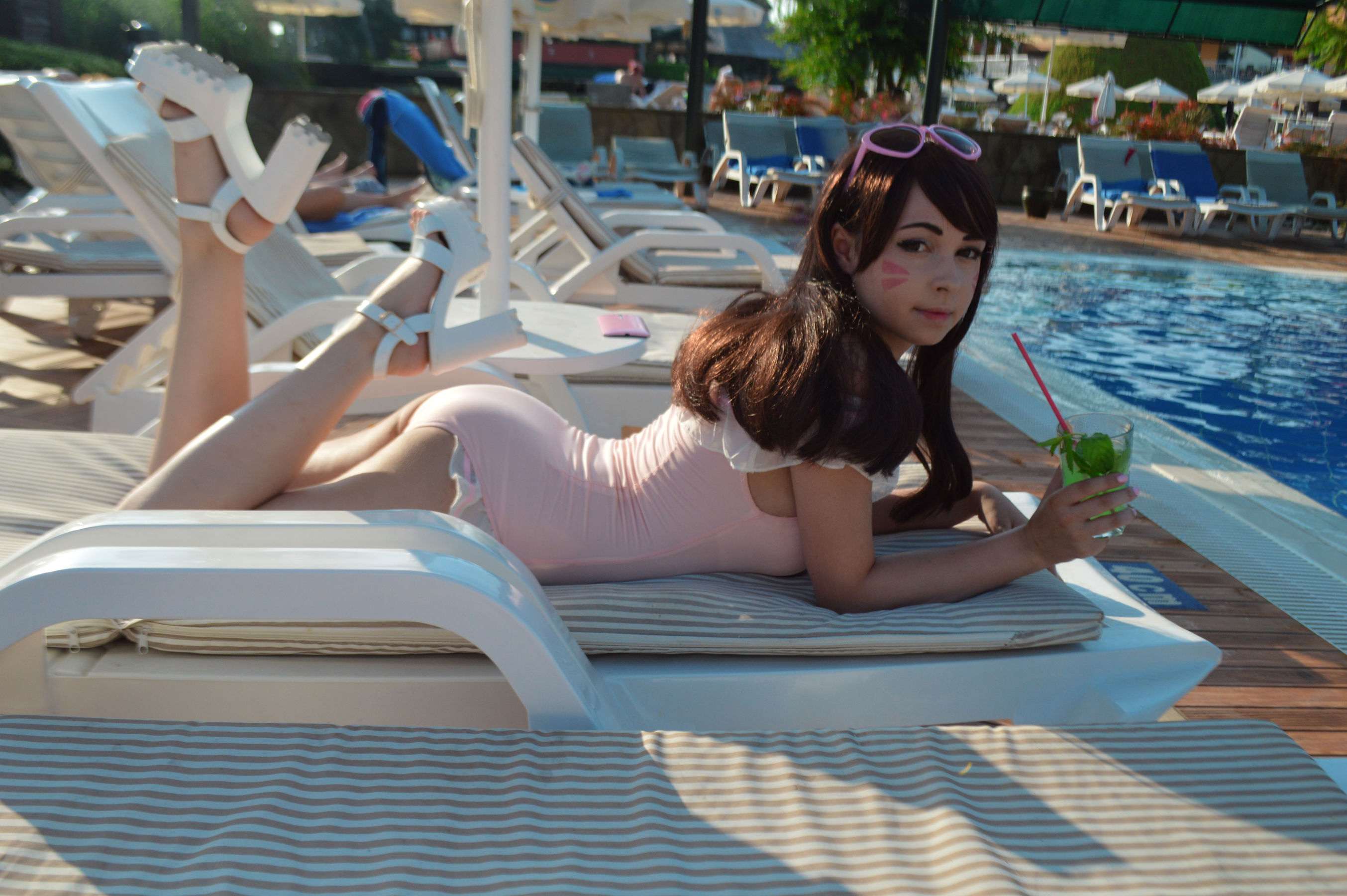 [福利COS] Yoshinobi – Swimsuit D.va-秀臀网-高品质图集网