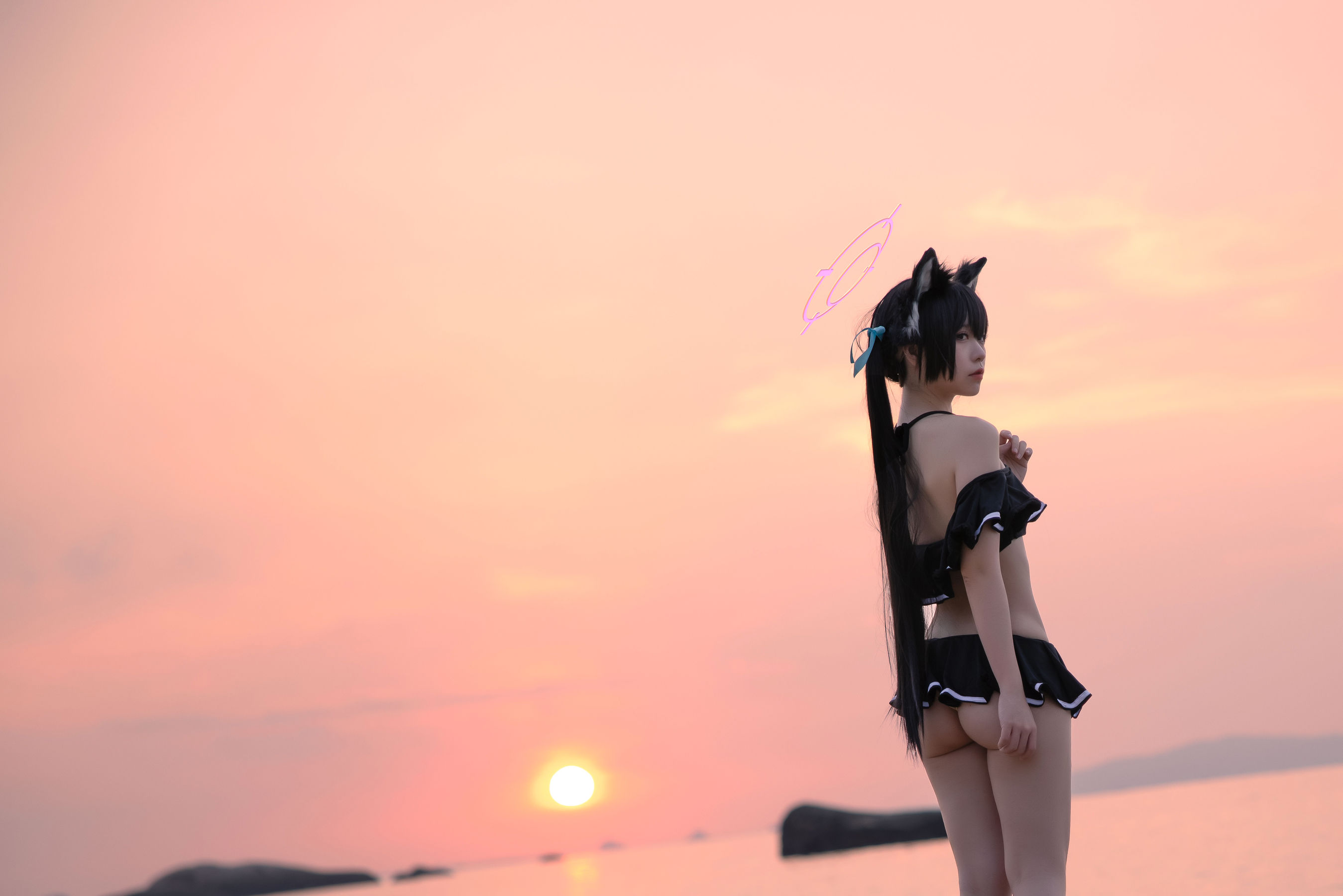 [福利COS] 动漫博主G44不会受伤 – 碧蓝档案 黑見芹香 海边泳装-秀臀网-高品质图集网