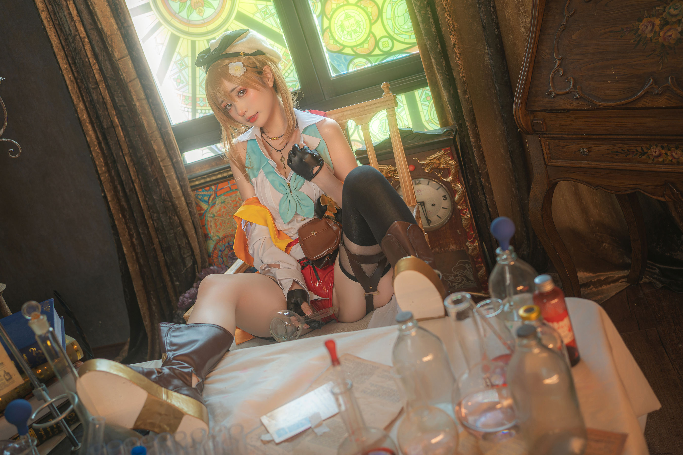 [福利COS] 爆机少女喵小吉 – 莱莎的炼金工房2-秀臀网-高品质图集网