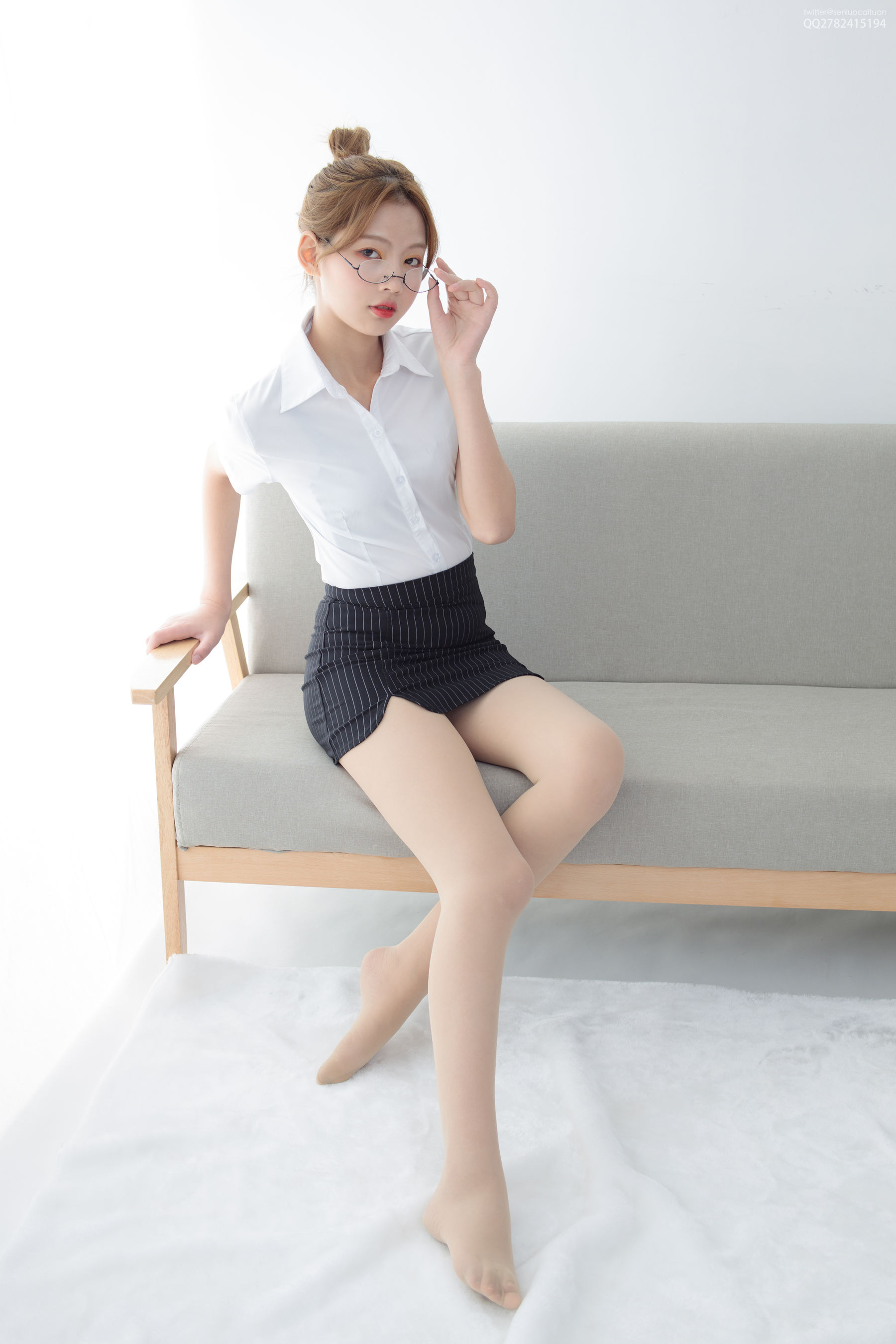 图片[5]-[森萝财团] JKFUN-044 OL一定要搭配眼镜 50D肉丝-蕾丝百合网-美图分享,Cosplay美图,私房写真,套图下载