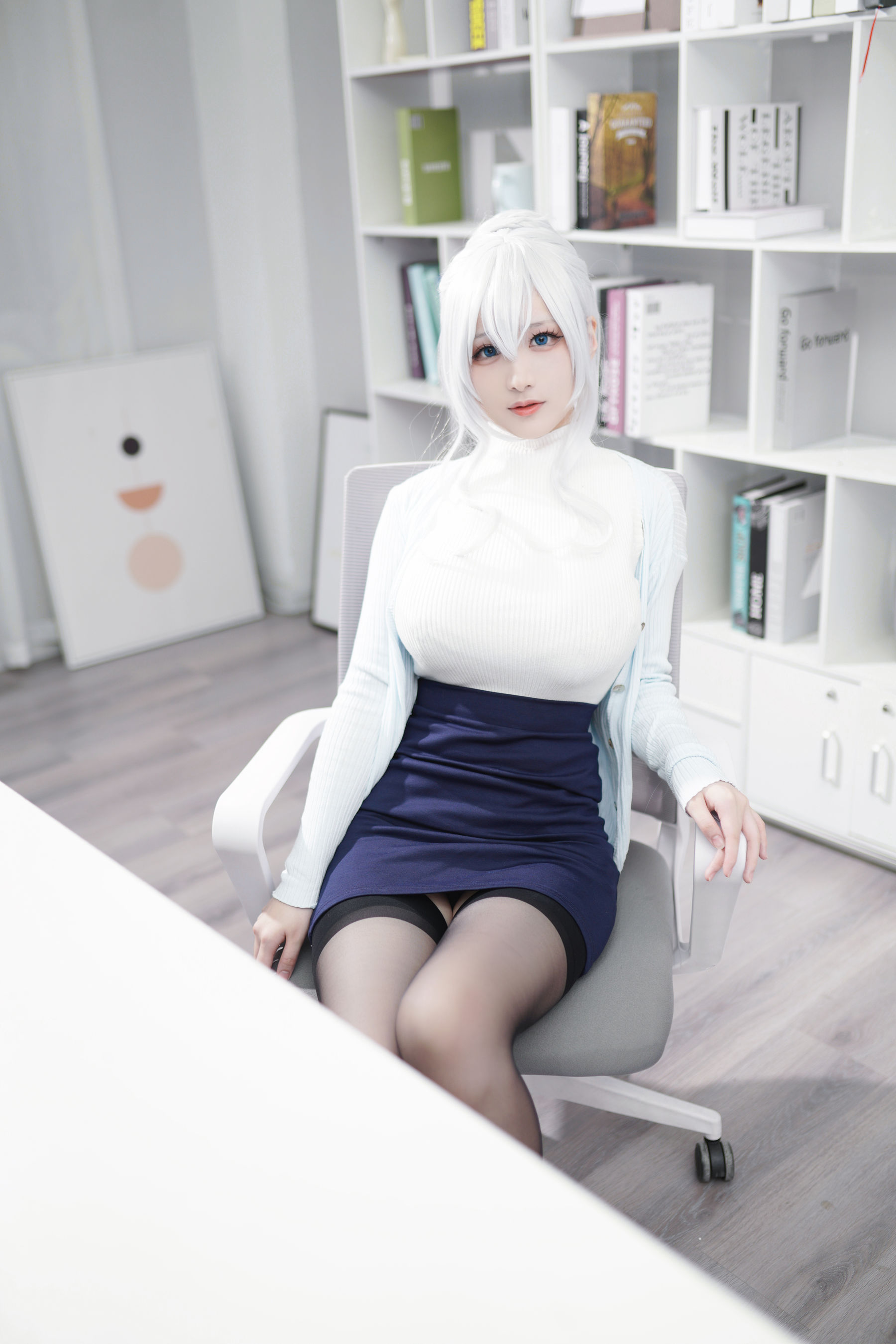 [福利COS] 幼愛youmeko – 未亡人雪女-秀臀网-高品质图集网