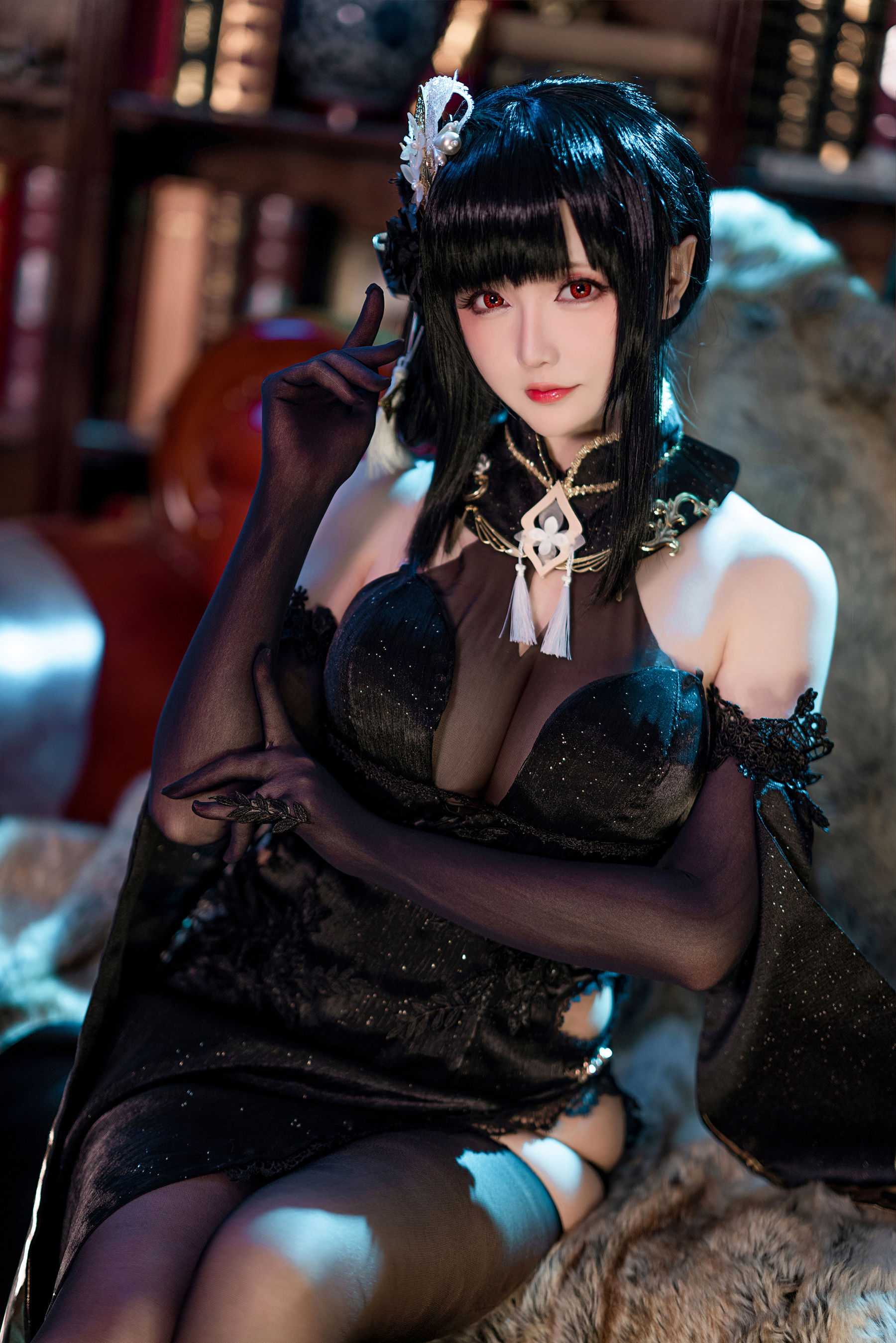 [福利COS] Coser小姐姐星之迟迟 -《Darling》镇海-奇奢华苑-秀臀网-高品质图集网