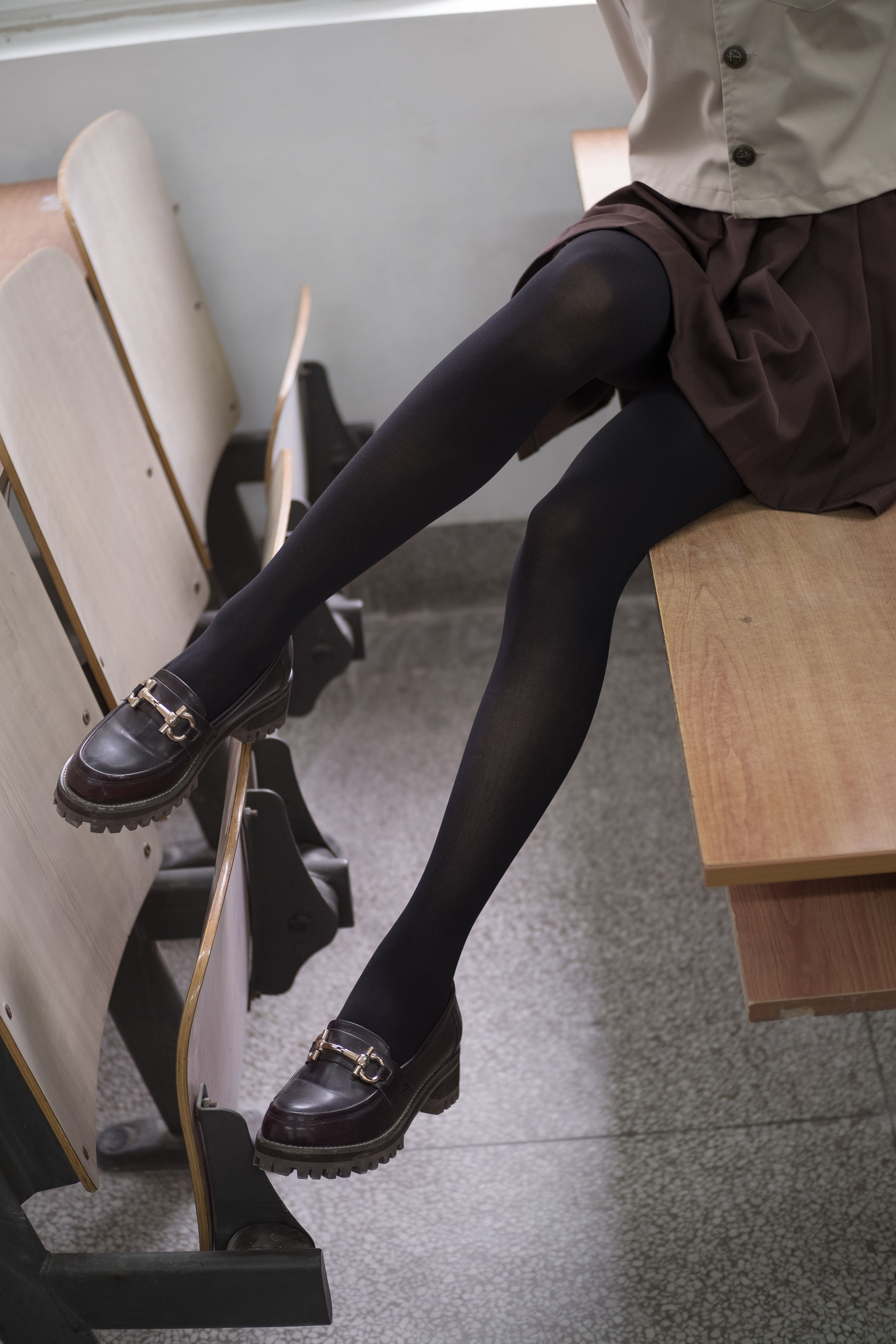 图片[5]-[森萝财团] BETA-006 黑丝白丝外拍-蕾丝百合网-美图分享,Cosplay美图,私房写真,套图下载