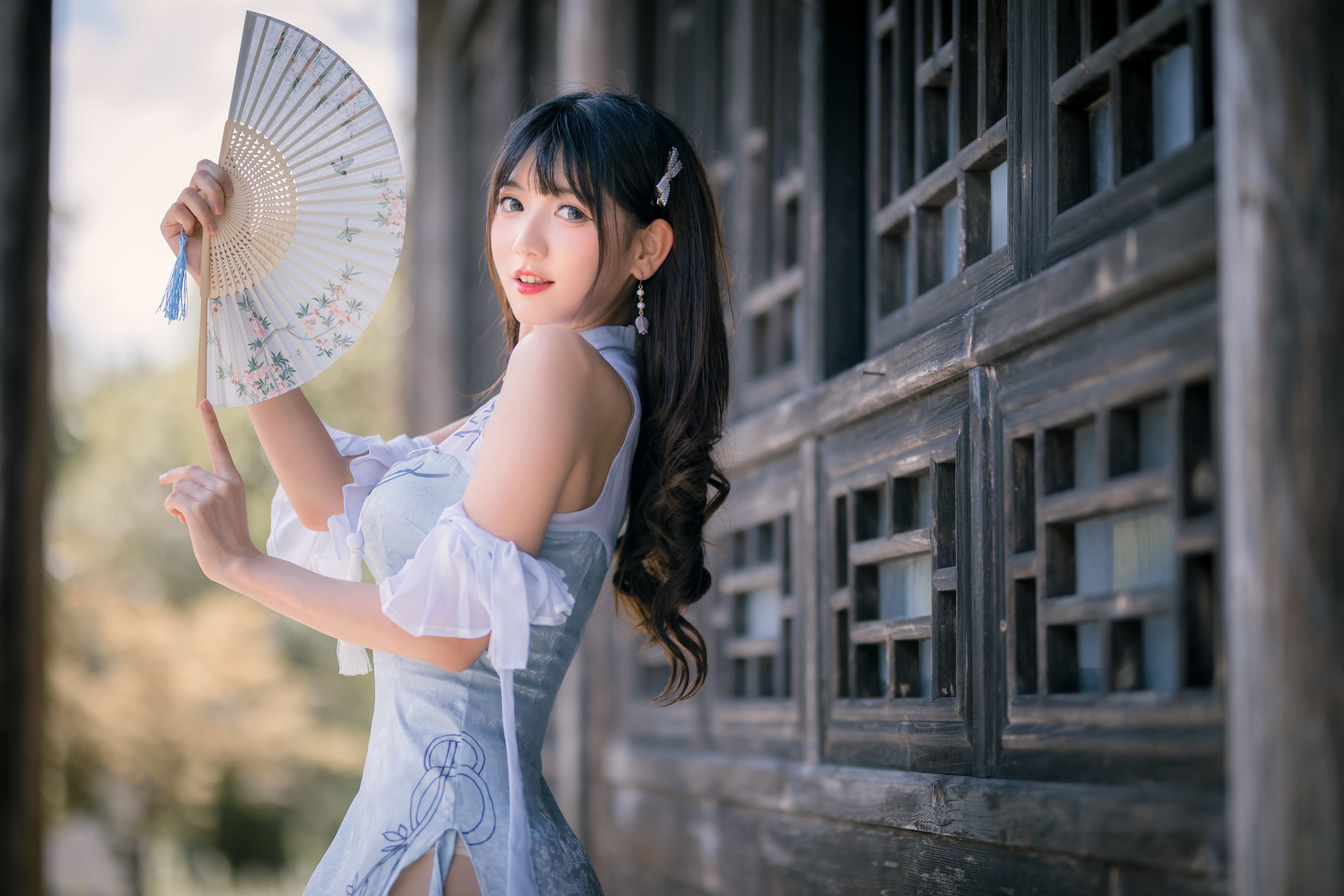 [福利COS] 可爱妹子陆卿卿kyokyo – 蓝色旗袍-秀臀网-高品质图集网