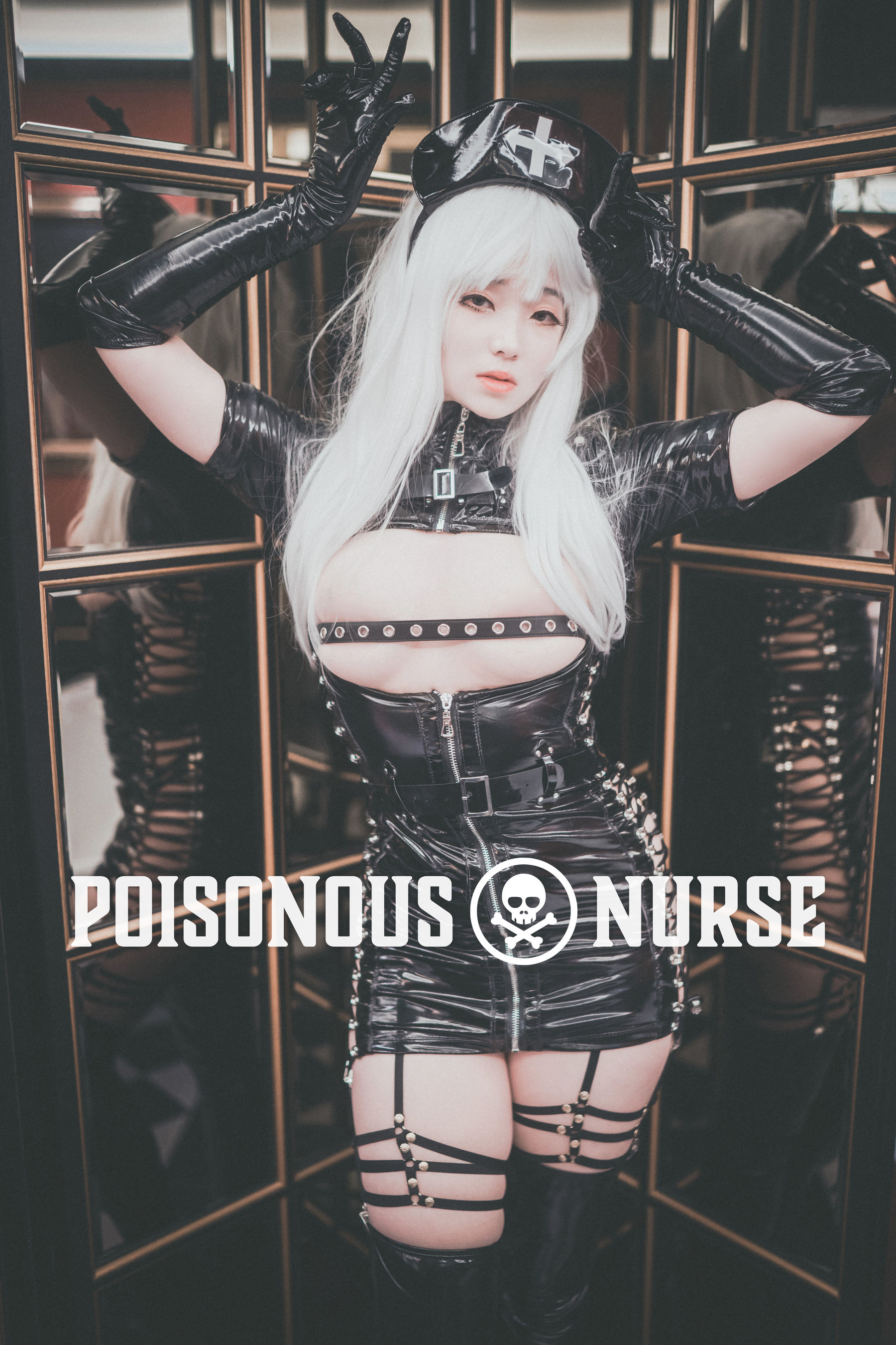 [COS福利] BamBi写真 – Poisonous Nurse-秀臀网-高品质图集网