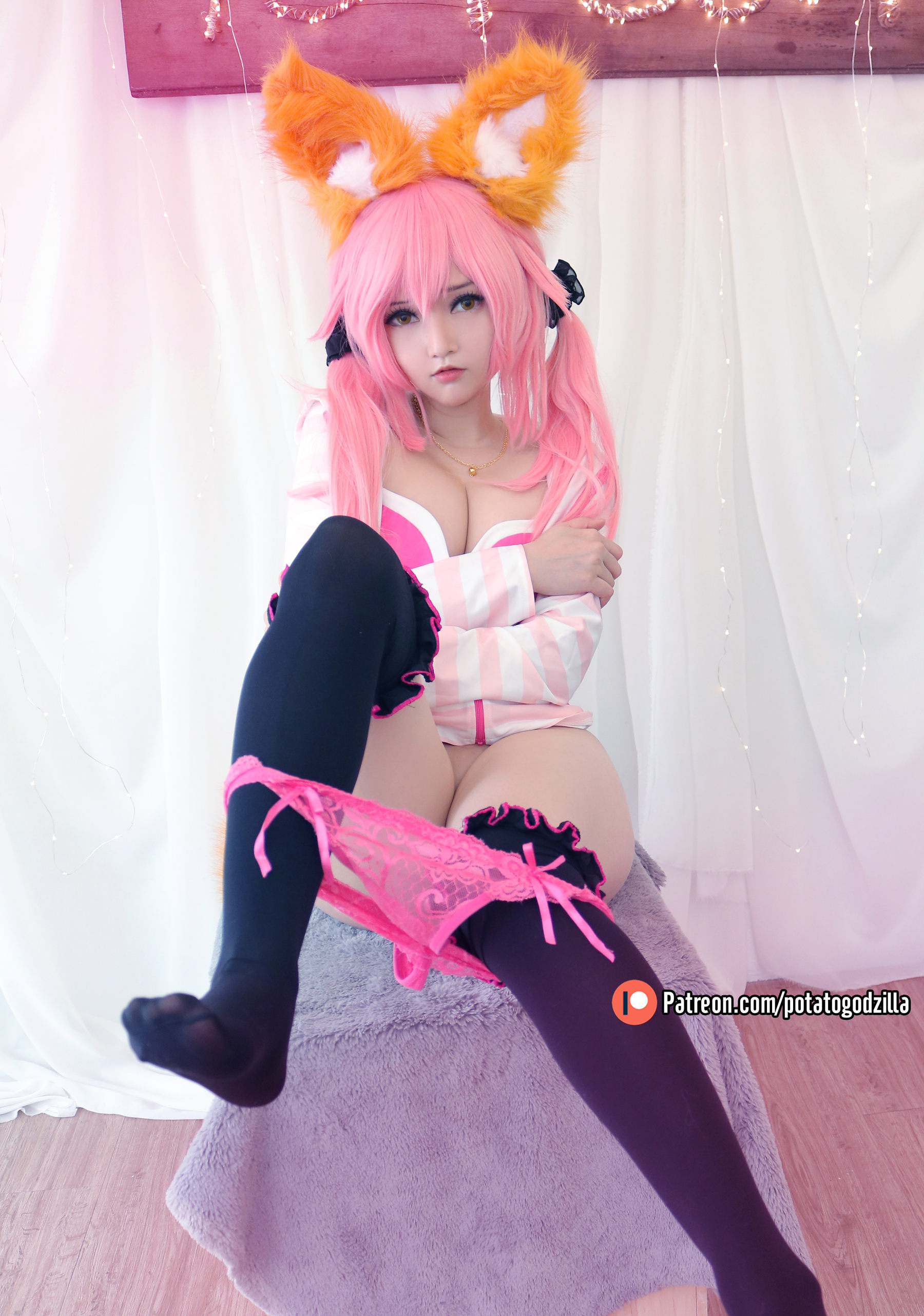 Coser小姐姐Potato Godzilla – Tamamo School Uniform-秀臀网-高品质图集网