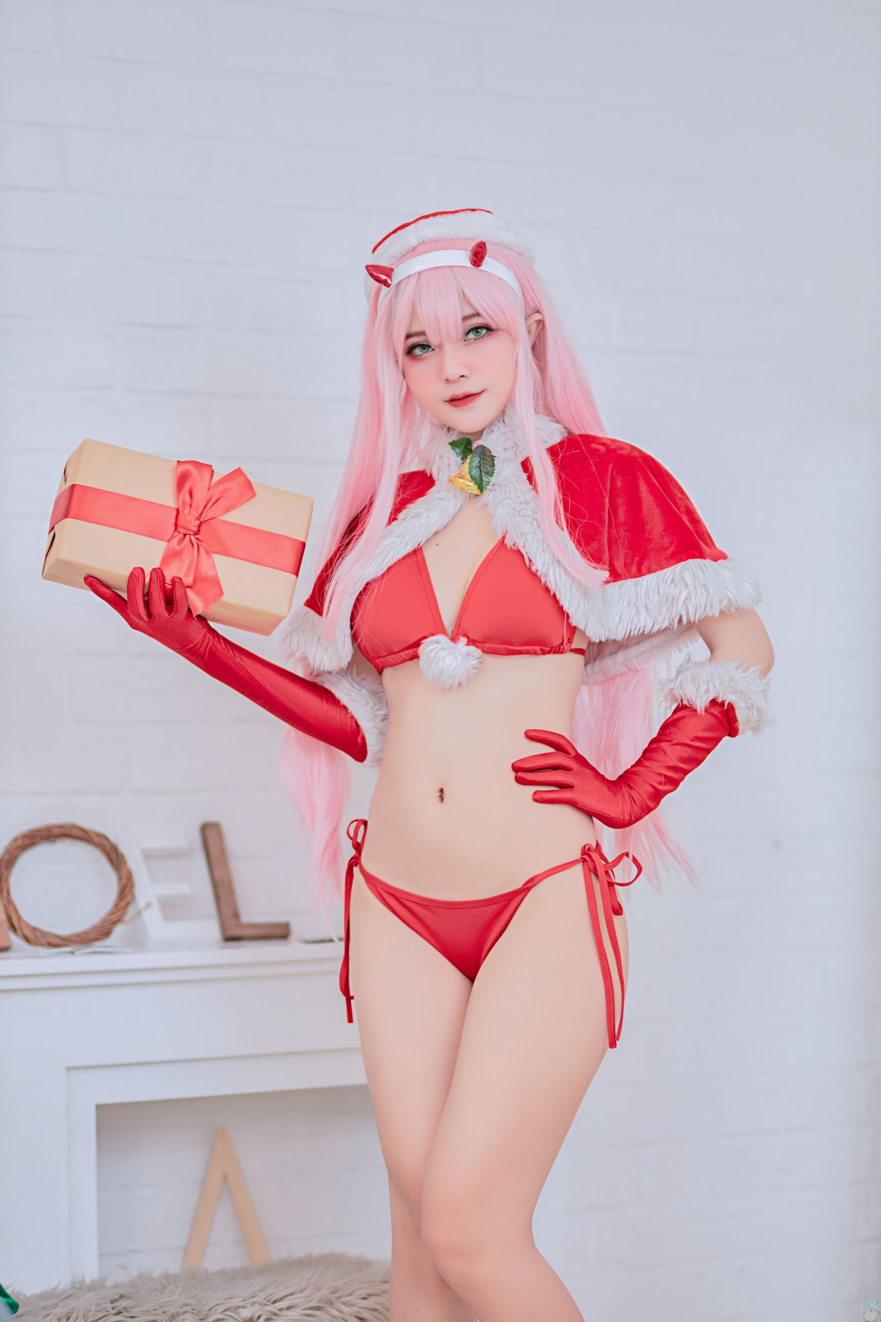 [Cosplay写真] Azami福利 – Zero Two X-Mas-秀臀网-高品质图集网