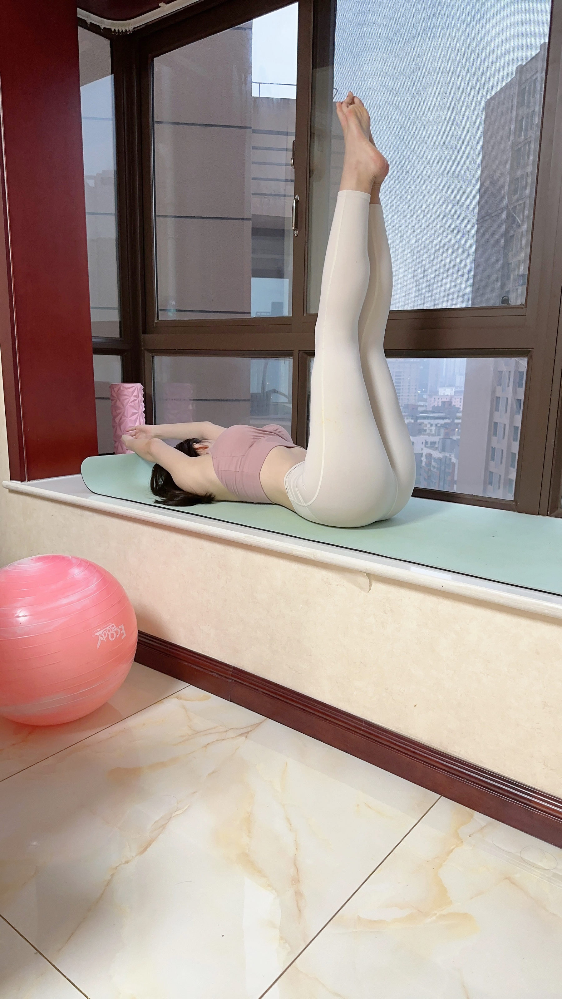 图片[4]-奶宝妹纸 – 美少妇瑜伽-蕾丝百合网-美图分享,Cosplay美图,私房写真,套图下载