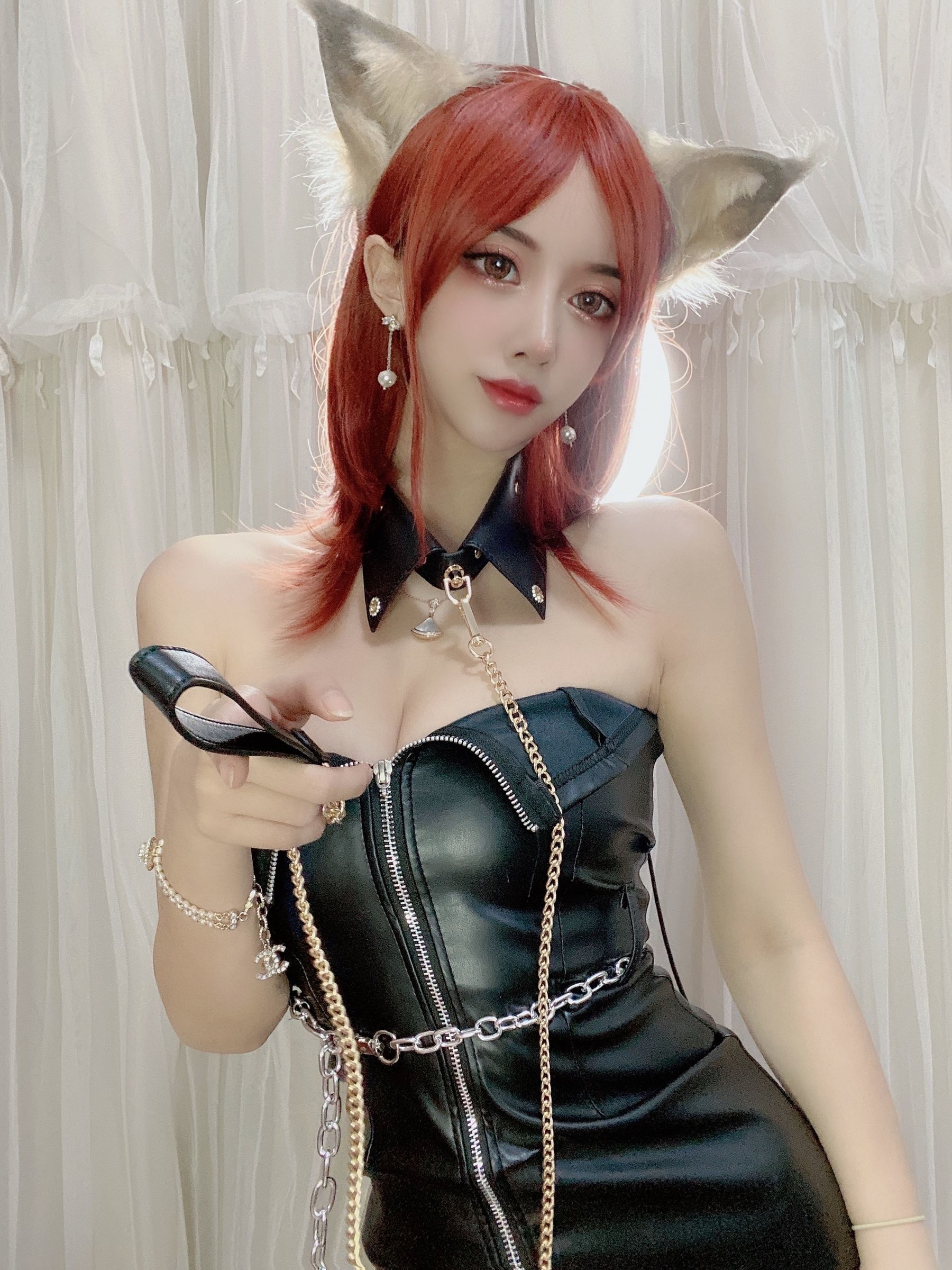 [网红COSER] 斗鱼米线线sama – 狐狸小姐-秀臀网-高品质图集网