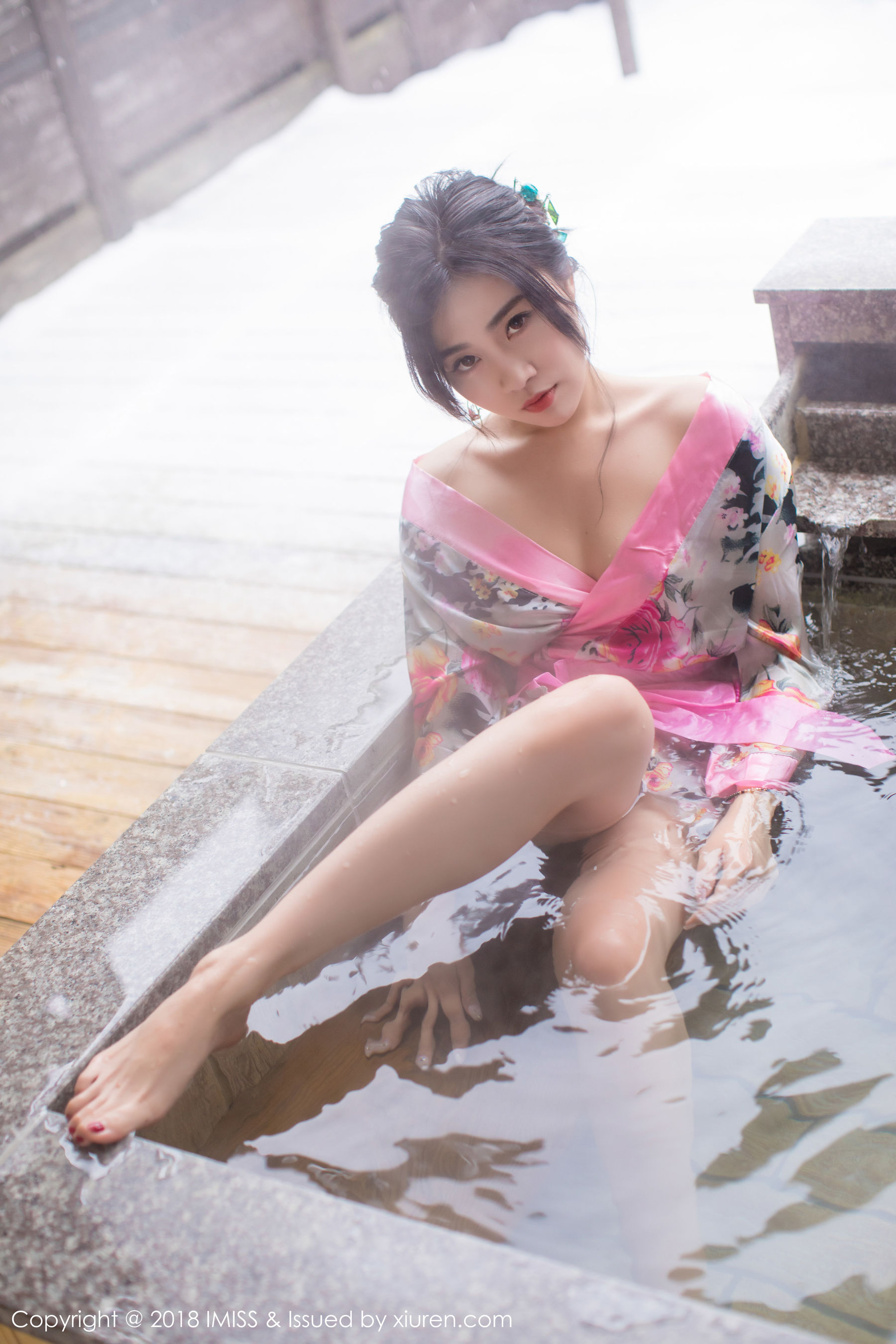 图片[9]-许诺Sabrina《浴池和服 蕾丝美腿》 [爱蜜社IMiss] Vol.221-秀臀网-高品质图集网