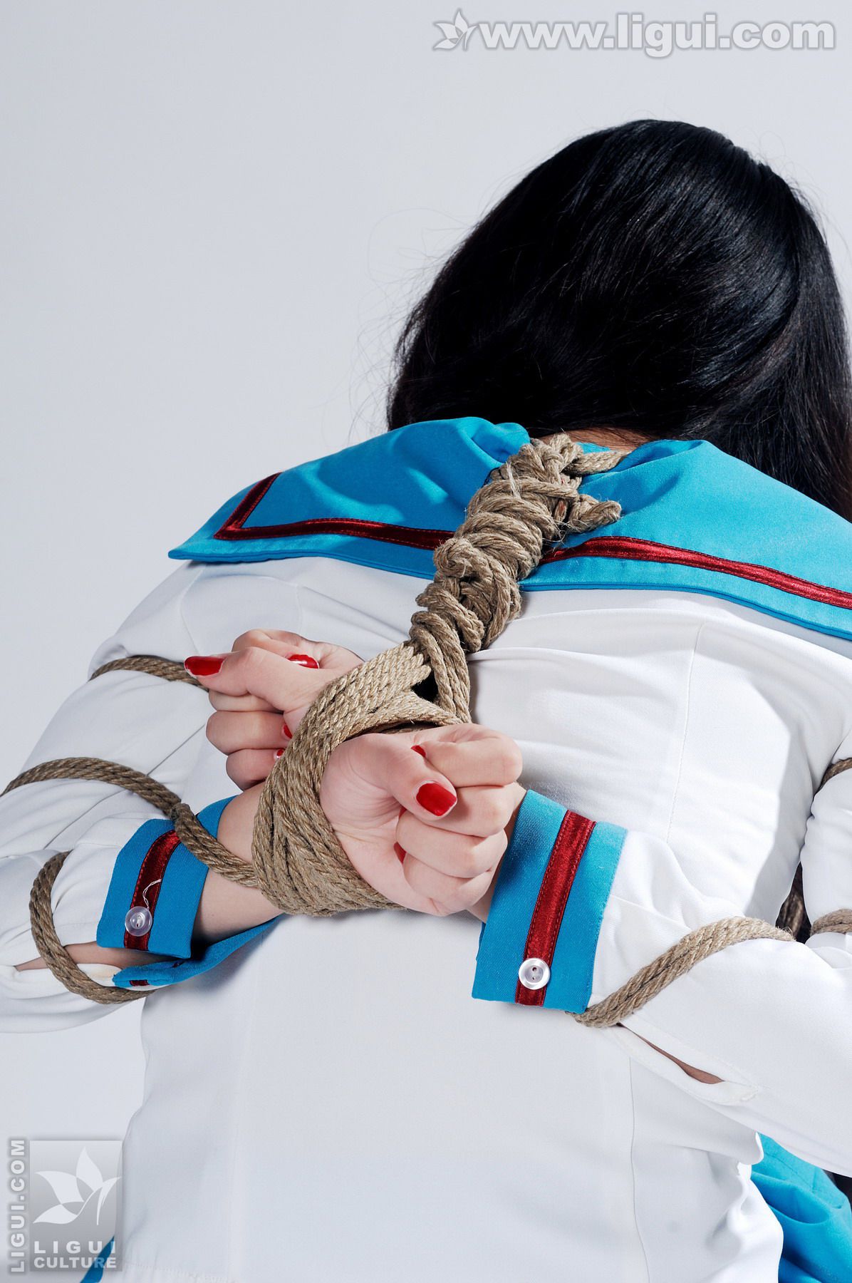 图片[9]-Model 幽幽《海军制服黑丝捆绑》 [丽柜美束LiGui] 美腿玉足写真图片-秀臀网-高品质图集网