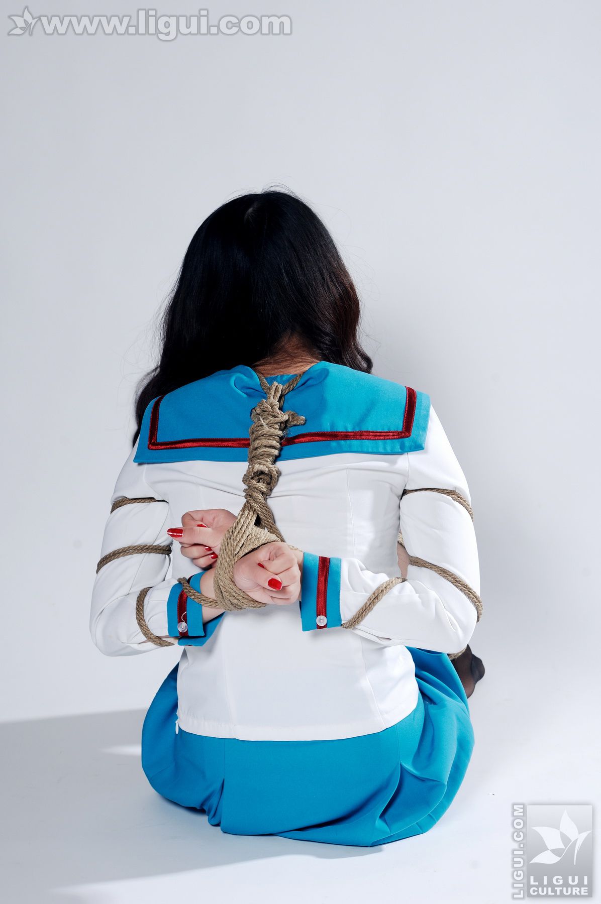 图片[8]-Model 幽幽《海军制服黑丝捆绑》 [丽柜美束LiGui] 美腿玉足写真图片-秀臀网-高品质图集网