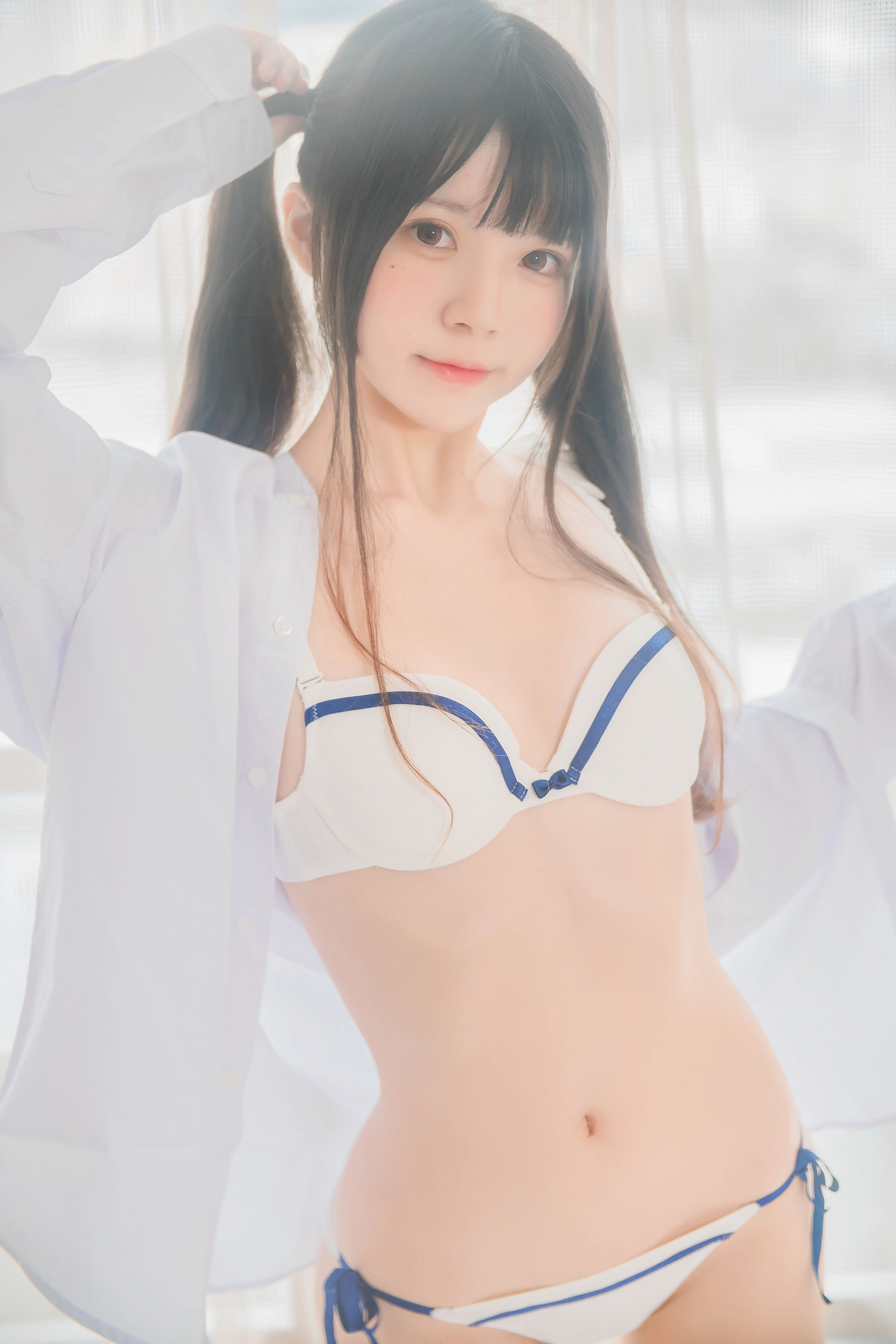 桜桃喵 《白衬衫双马尾》-蕾丝百合网-美图分享,Cosplay美图,私房写真,套图下载