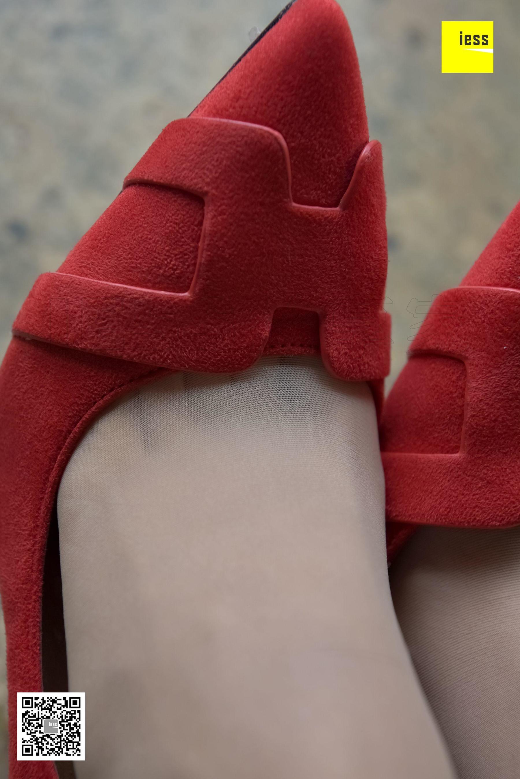 图片[7]-丝享家127 婉萍 《蕾丝裙肉丝红鞋》[IESS异思趣向]-秀臀网-高品质图集网