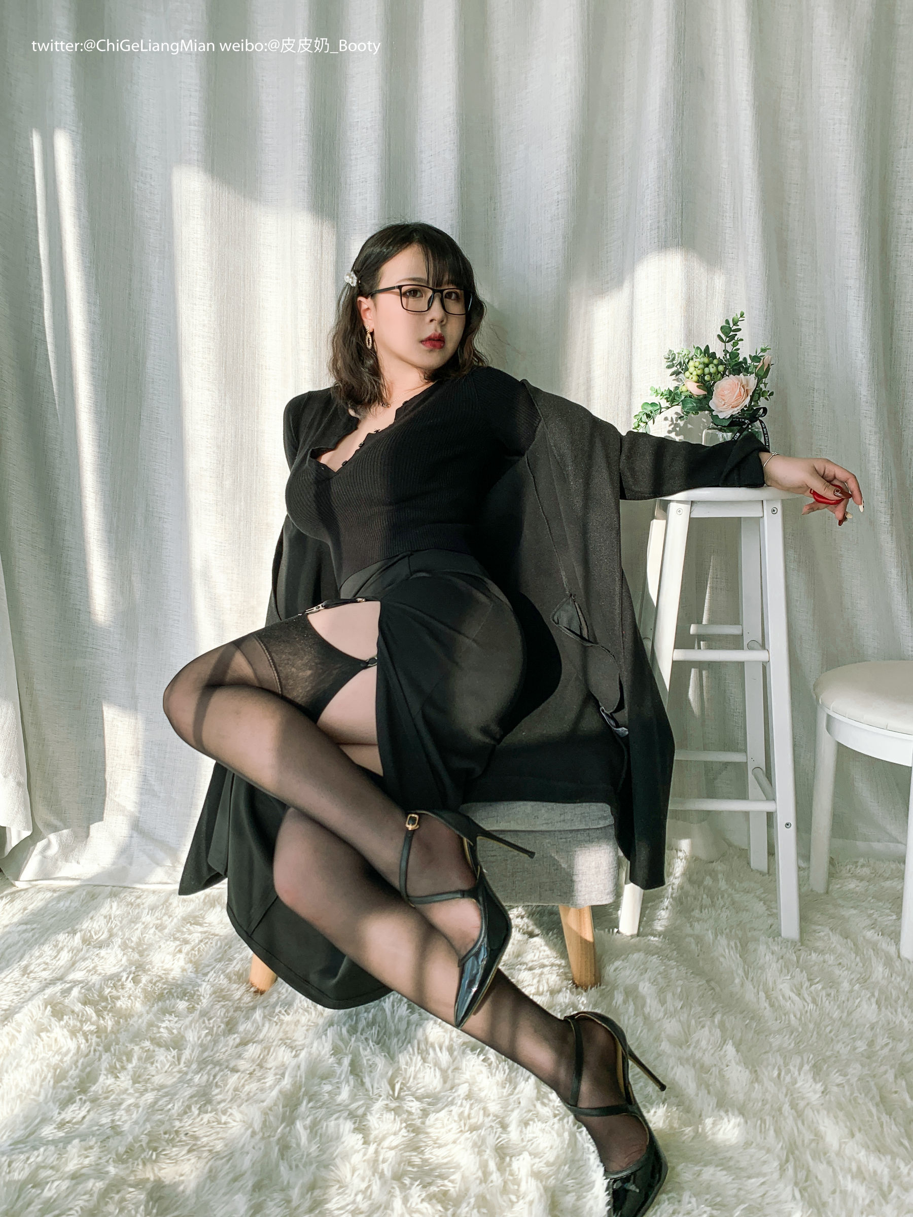 图片[9]-皮皮奶可可爱了啦 黑色OL-秀臀网-高品质图集网