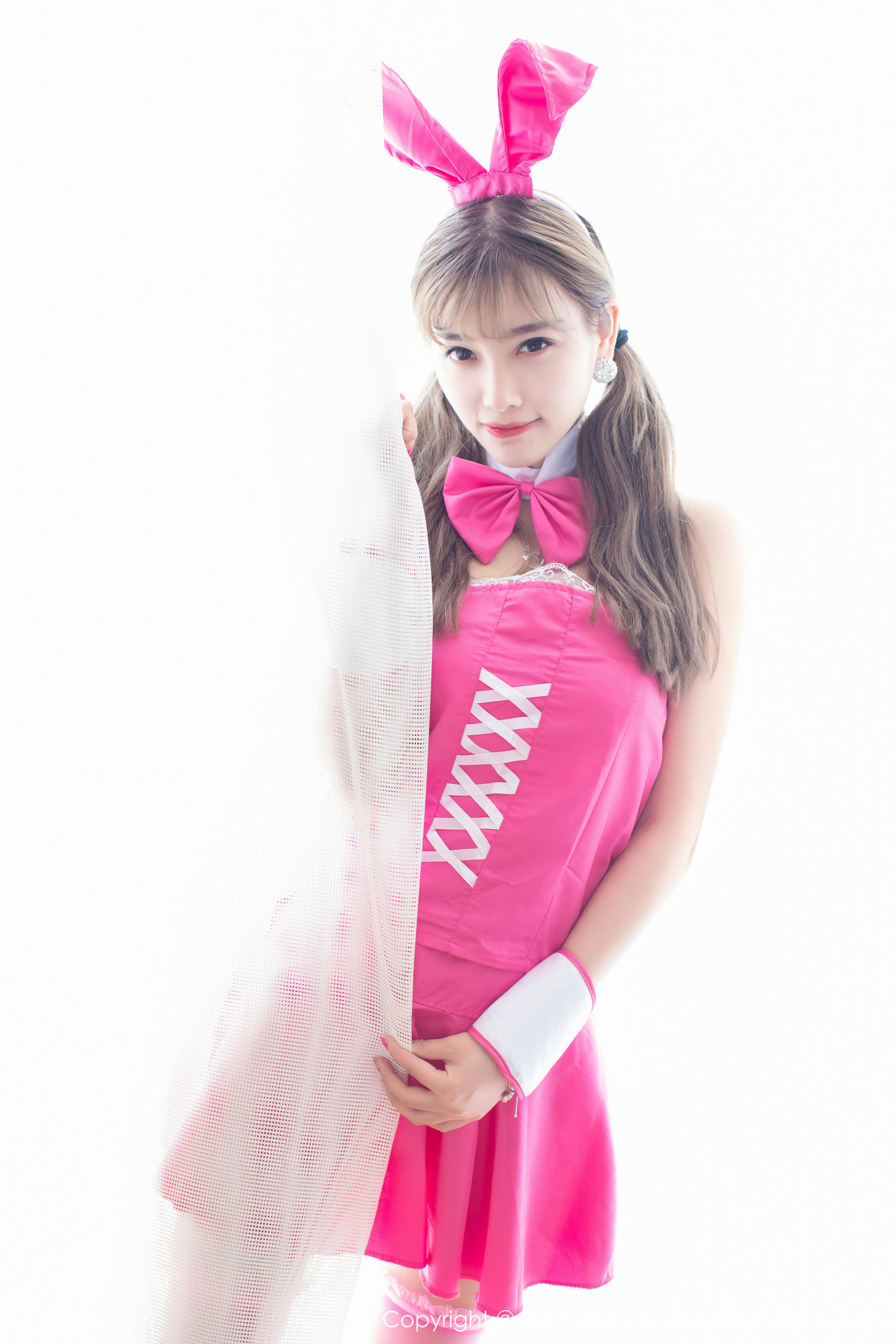 图片[7]-杨晨晨sugar《粉红兔女郎与甜美女仆》 [爱蜜社IMISS] VOL.176-秀臀网-高品质图集网