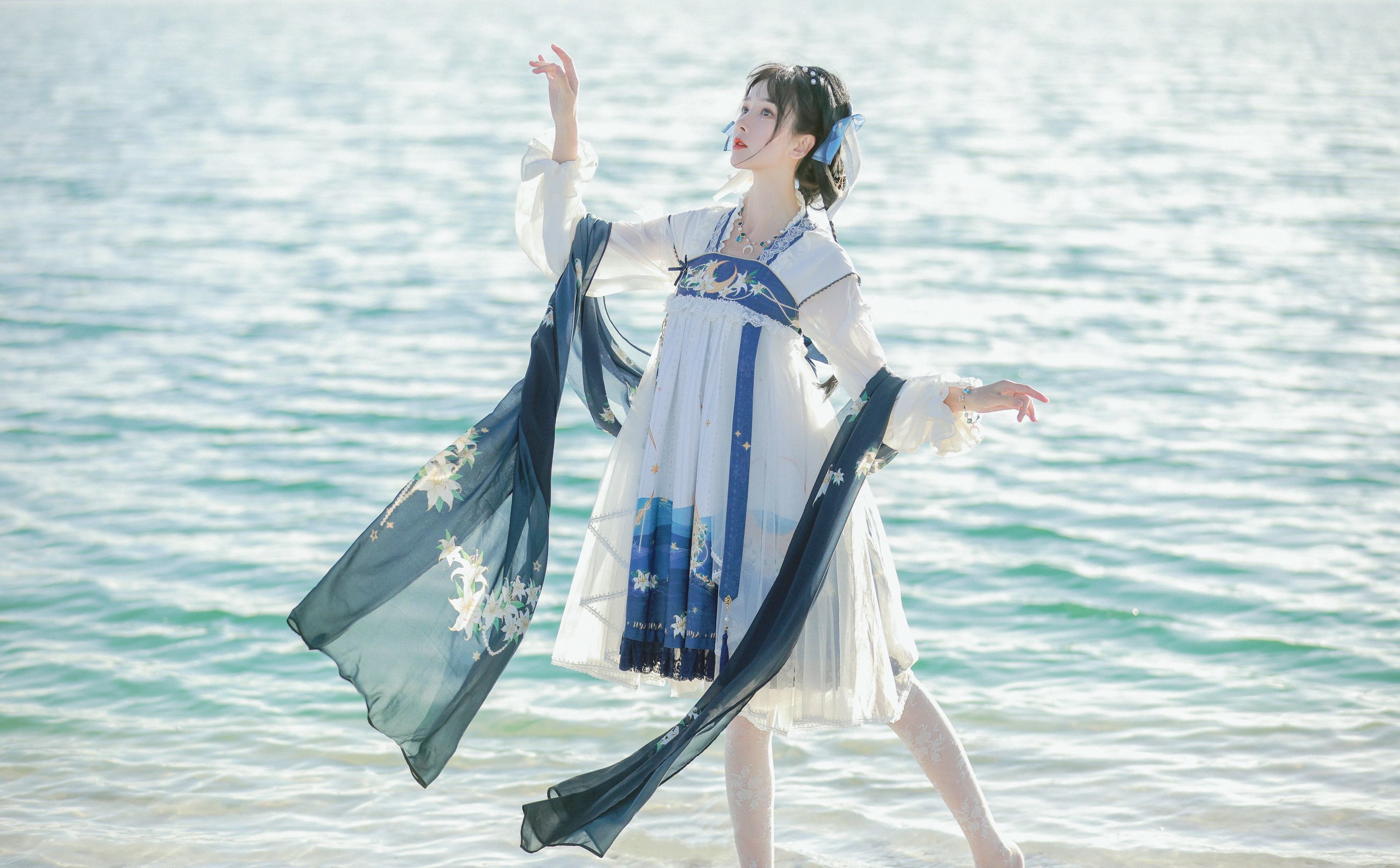 [网红COSER] 微博博主仓大佬 – 海上生明月-蕾丝百合网-美图分享,Cosplay美图,私房写真,套图下载