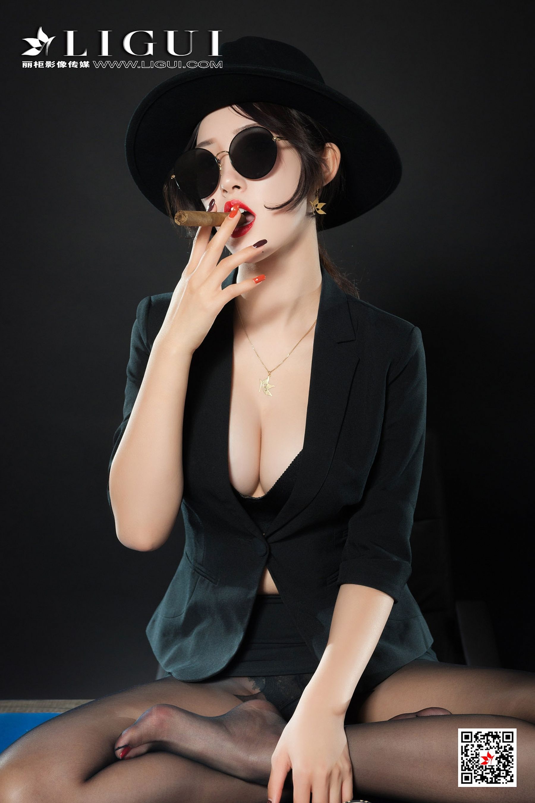 图片[4]-[丽柜Ligui] 网络丽人 Model 筱筱-ACG-二次元游戏动漫视频分享平台