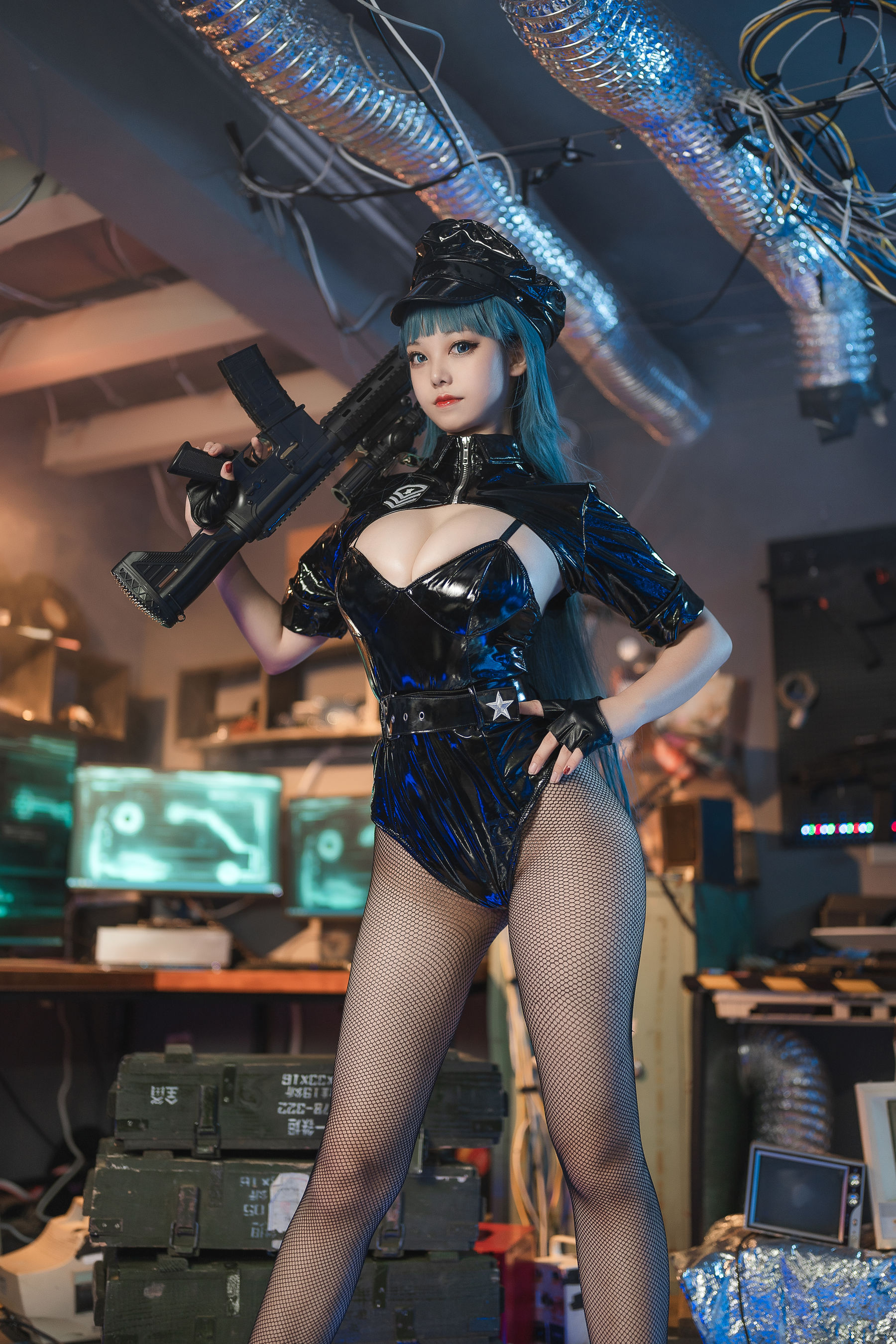 [COS福利] 萌系小姐姐蜜汁猫裘 – 女警2-蕾丝百合网-美图分享,Cosplay美图,私房写真,套图下载
