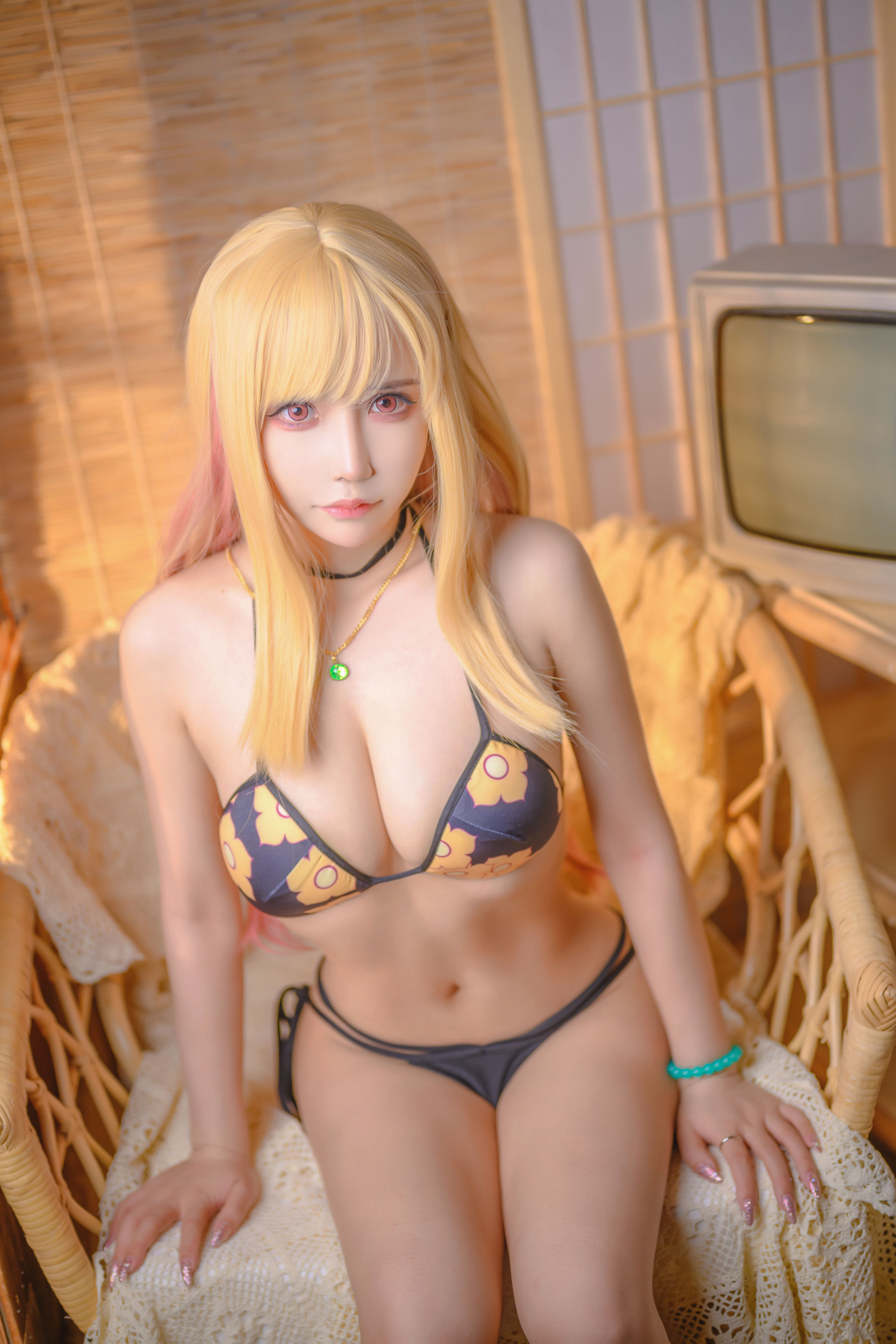 [网红COSER] 二次元妹子抱走莫子aa – 喜多川泳装-蕾丝百合网-美图分享,Cosplay美图,私房写真,套图下载
