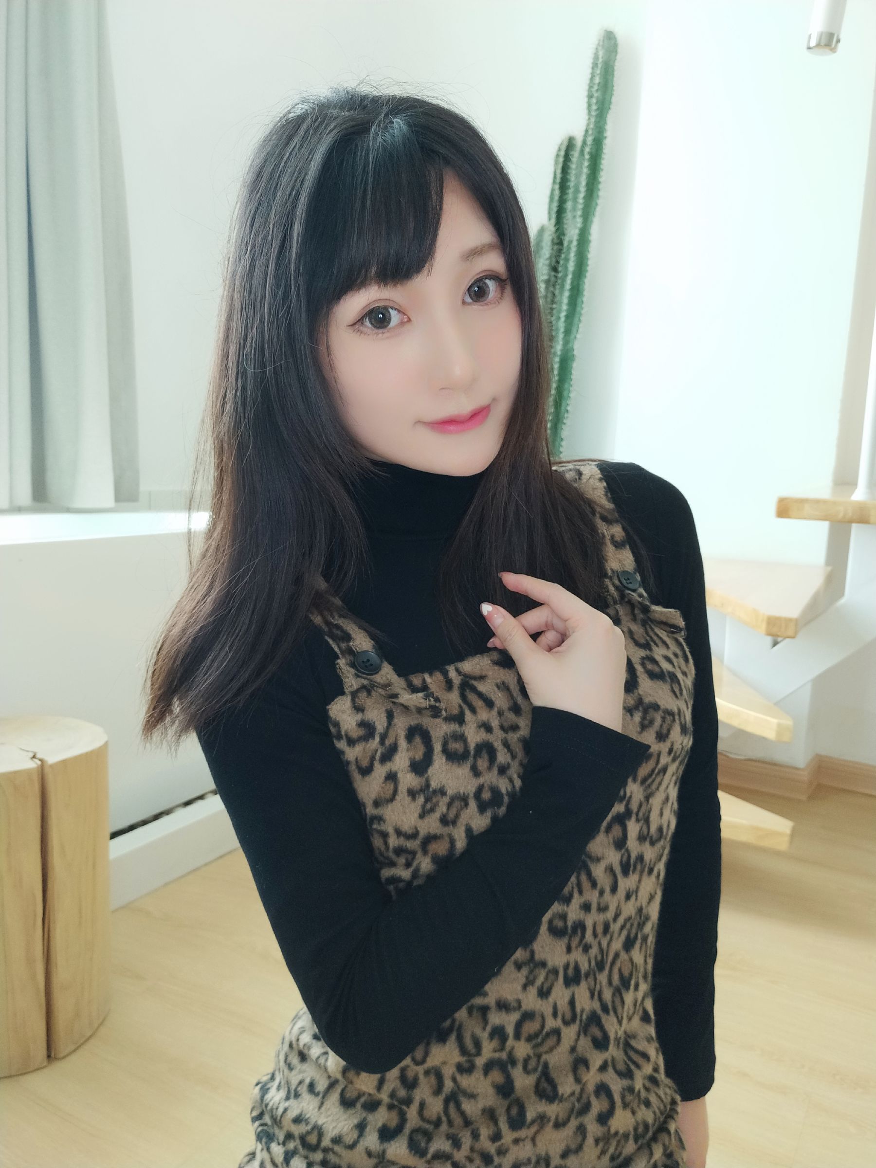 图片[5]-[福利COS] 木之本果 – 豹纹常服-蕾丝百合网-美图分享,Cosplay美图,私房写真,套图下载