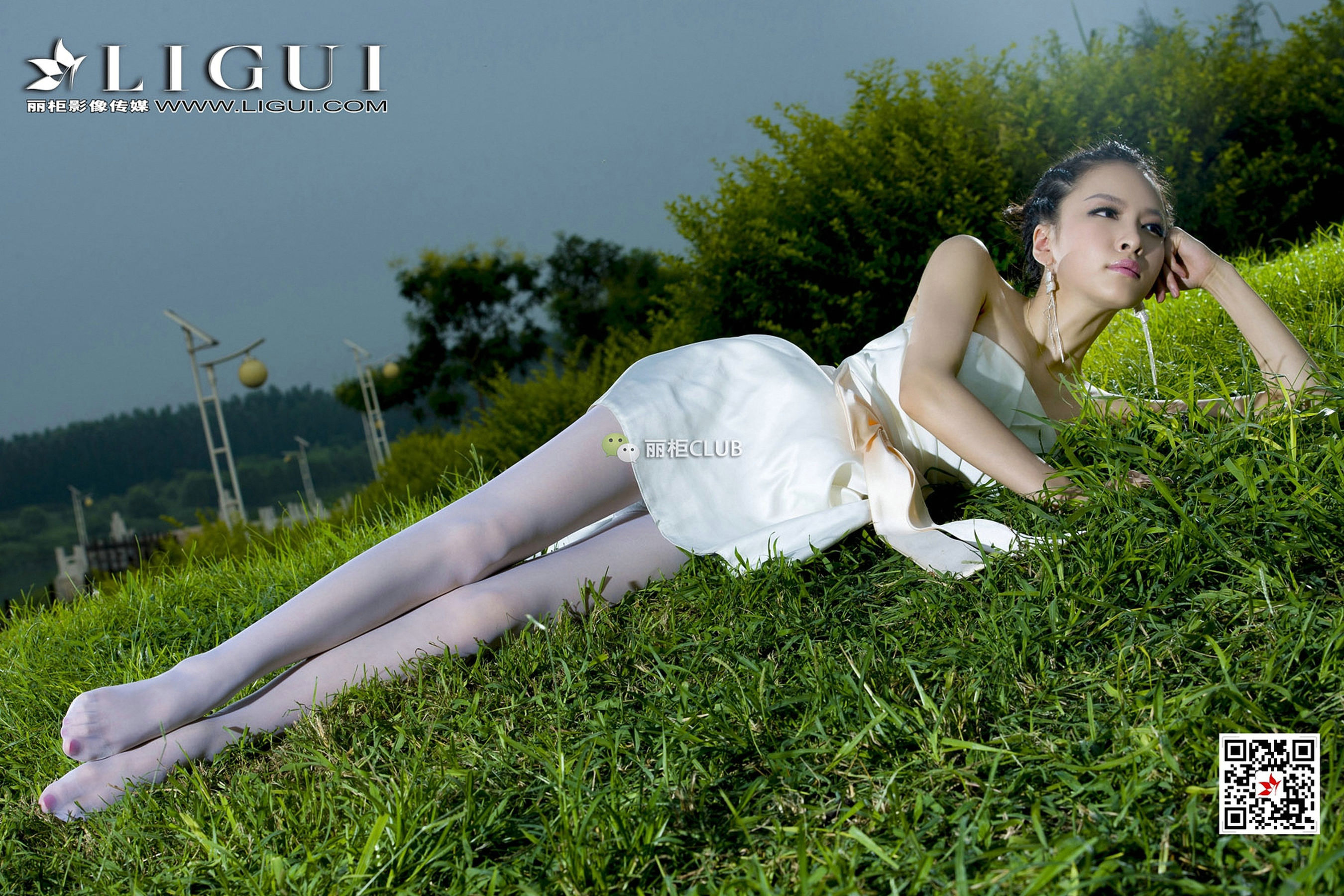 图片[8]-Model 雪儿《夜空白丝》 [丽柜Ligui]-秀臀网-高品质图集网