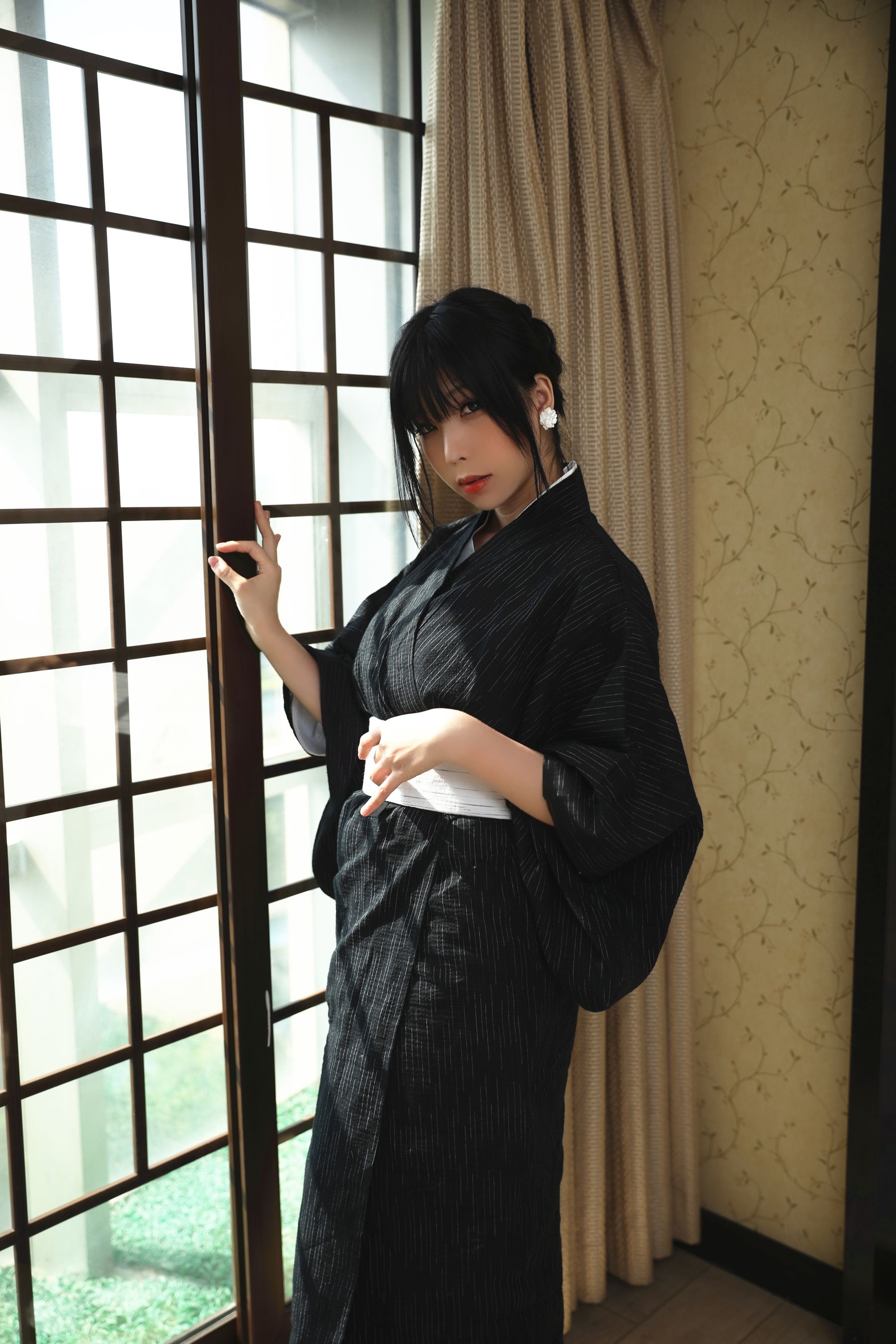 图片[2]-[福利COS] 二次元巨乳美女鹿野希 – 未亡人-蕾丝百合网-美图分享,Cosplay美图,私房写真,套图下载
