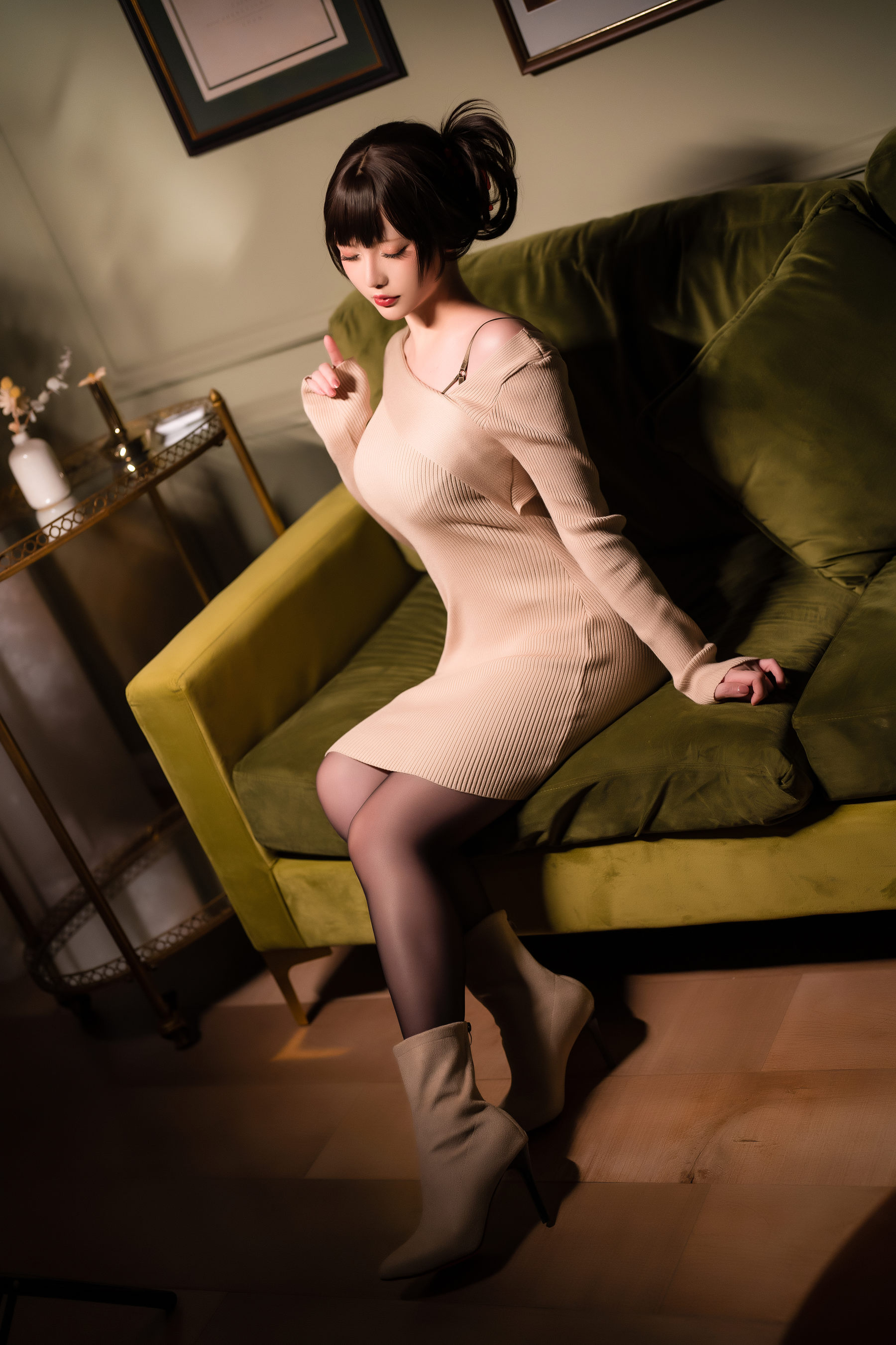 图片[4]-Coser小姐姐星之迟迟 – 室内 生香-蕾丝百合网-美图分享,Cosplay美图,私房写真,套图下载