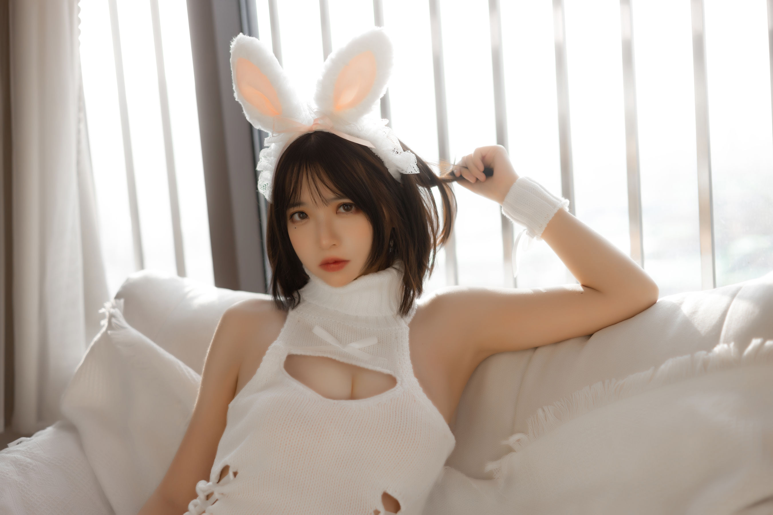 图片[5]-[COS福利] 疯猫ss – 白色毛衣-蕾丝百合网-美图分享,Cosplay美图,私房写真,套图下载