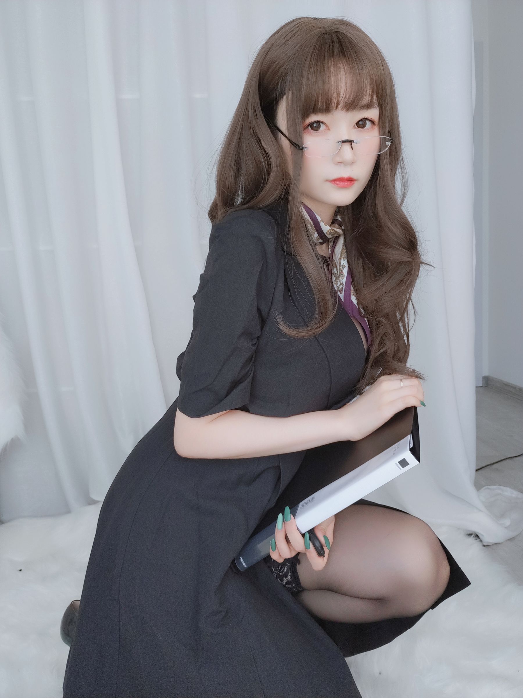图片[9]-[Cosplay写真] Coser小姐姐白银 – OL下的内衣-秀臀网-高品质图集网