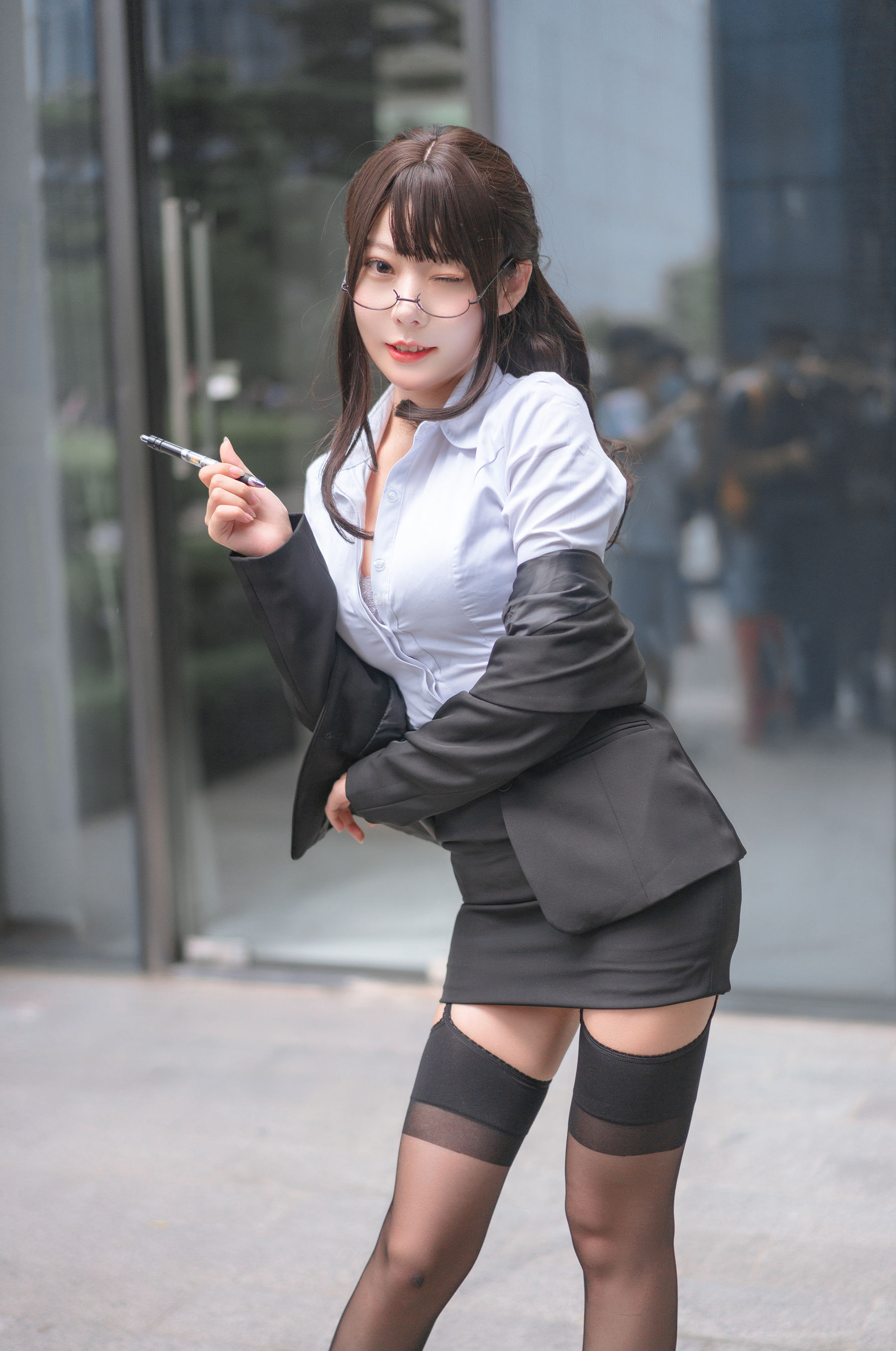 图片[8]-[网红COSER] 香草喵露露写真 – 丝袜西装诱惑-秀臀网-高品质图集网