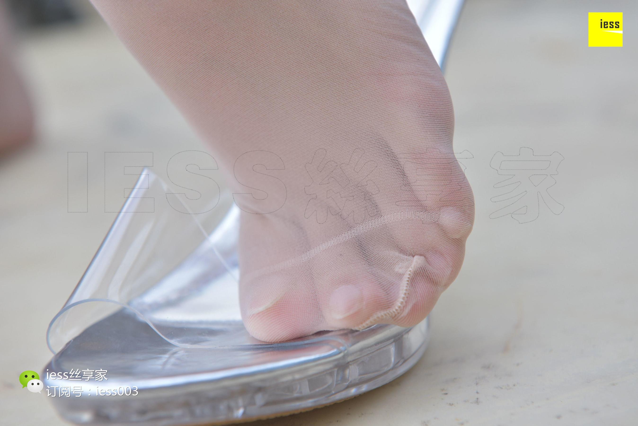 图片[9]-丝享家039 婉萍 《透明水晶鞋的幻想Ⅱ》[IESS异思趣向]-秀臀网-高品质图集网