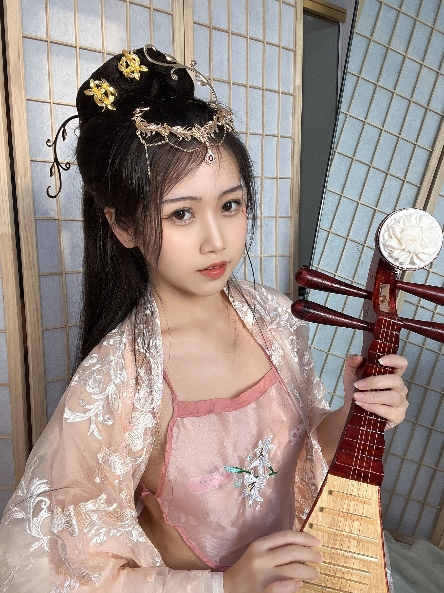 微博人气Coser不呆猫 – 宫廷仕女-蕾丝百合网-美图分享,Cosplay美图,私房写真,套图下载