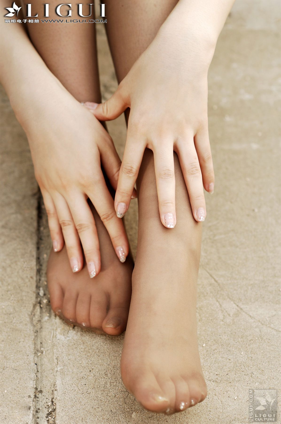 图片[7]-Model Vicky《唯美的外景表演》 [丽柜LiGui] 美腿玉足写真图片-秀臀网-高品质图集网