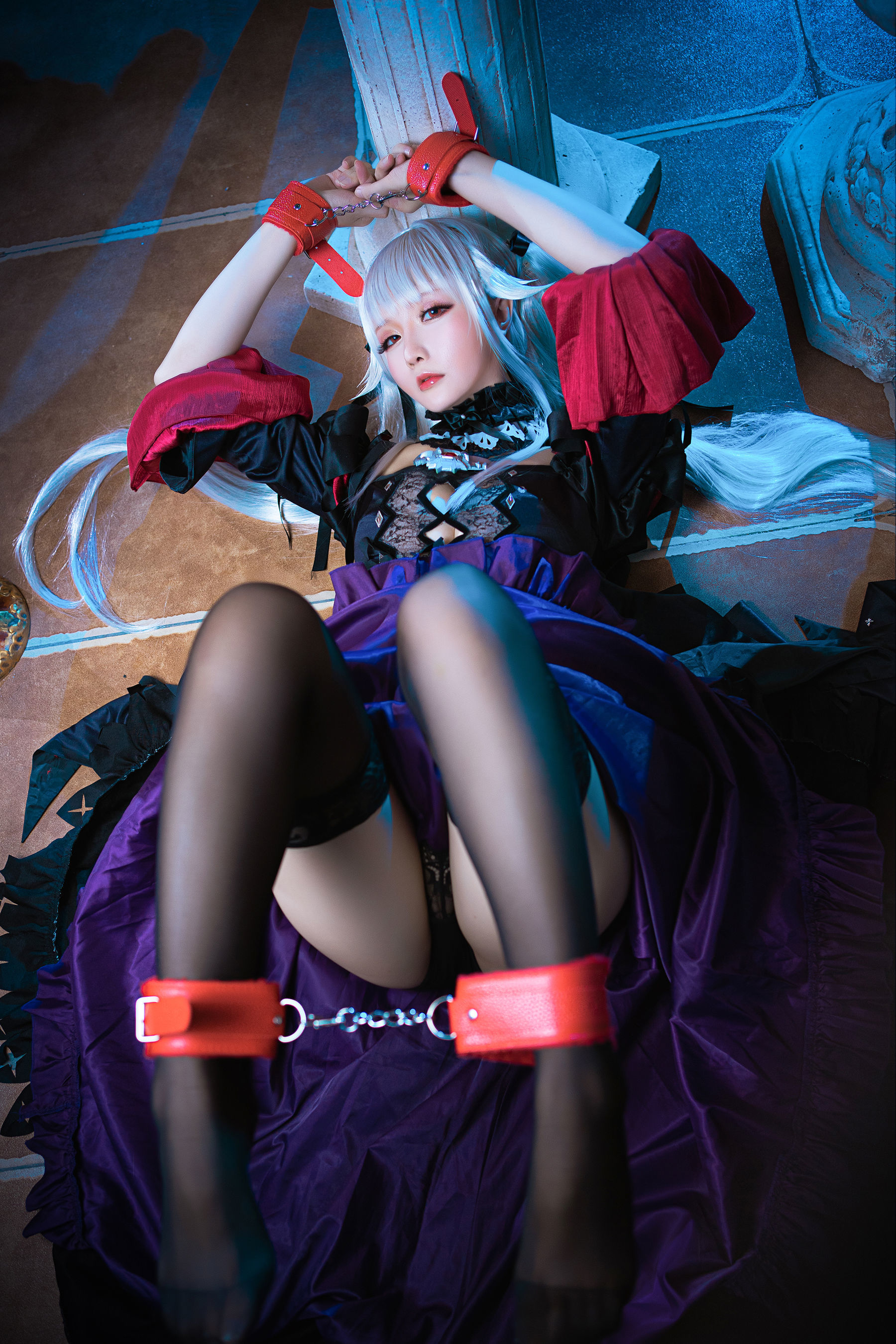 [COS福利] Coser小姐姐星之迟迟 – 篝之雾枝 礼服-蕾丝百合网-美图分享,Cosplay美图,私房写真,套图下载