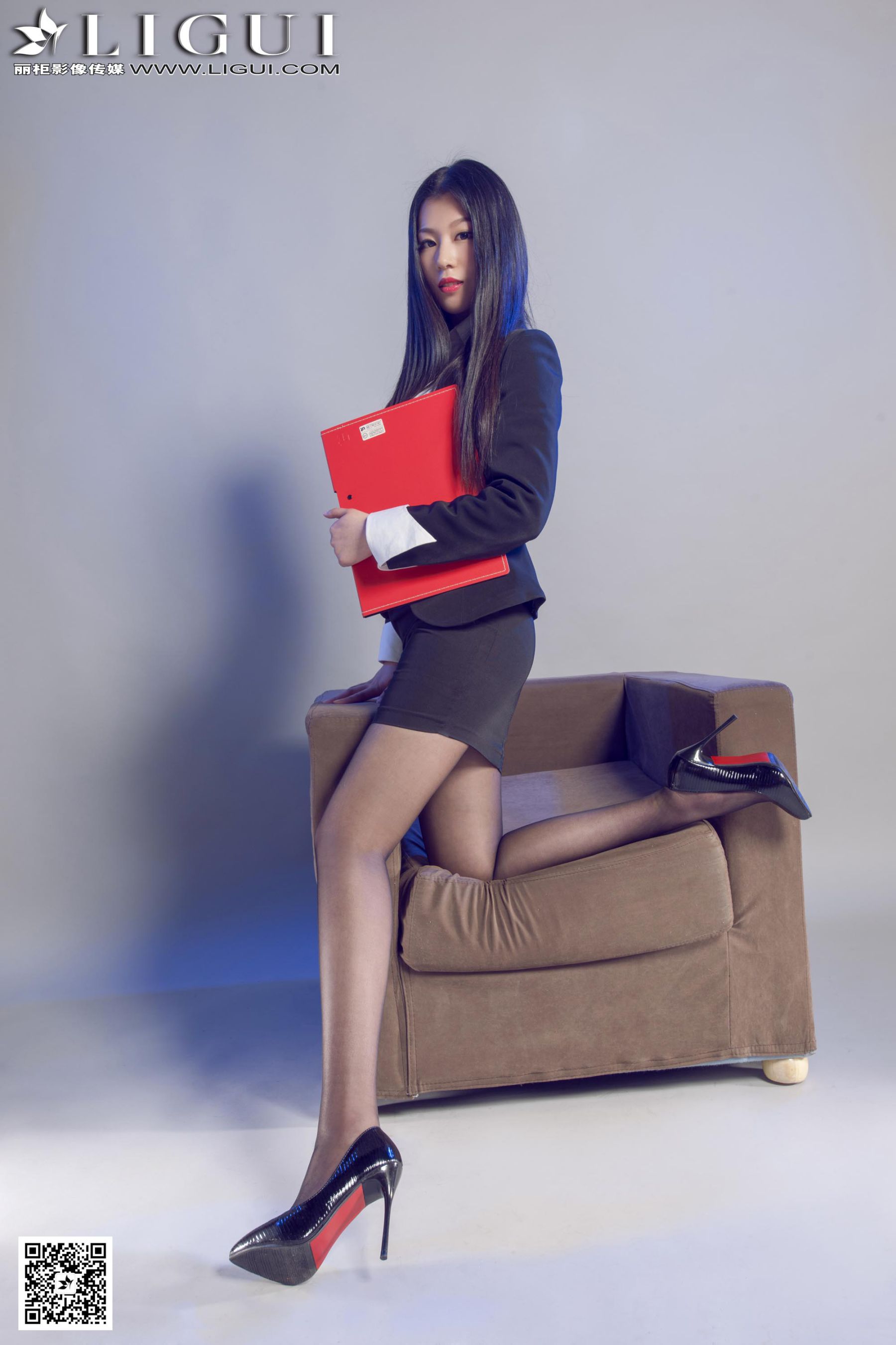 图片[7]-Model 佳怡《灰丝高跟秘书》上下全集 [丽柜LiGui] 美腿玉足写真图片-秀臀网-高品质图集网