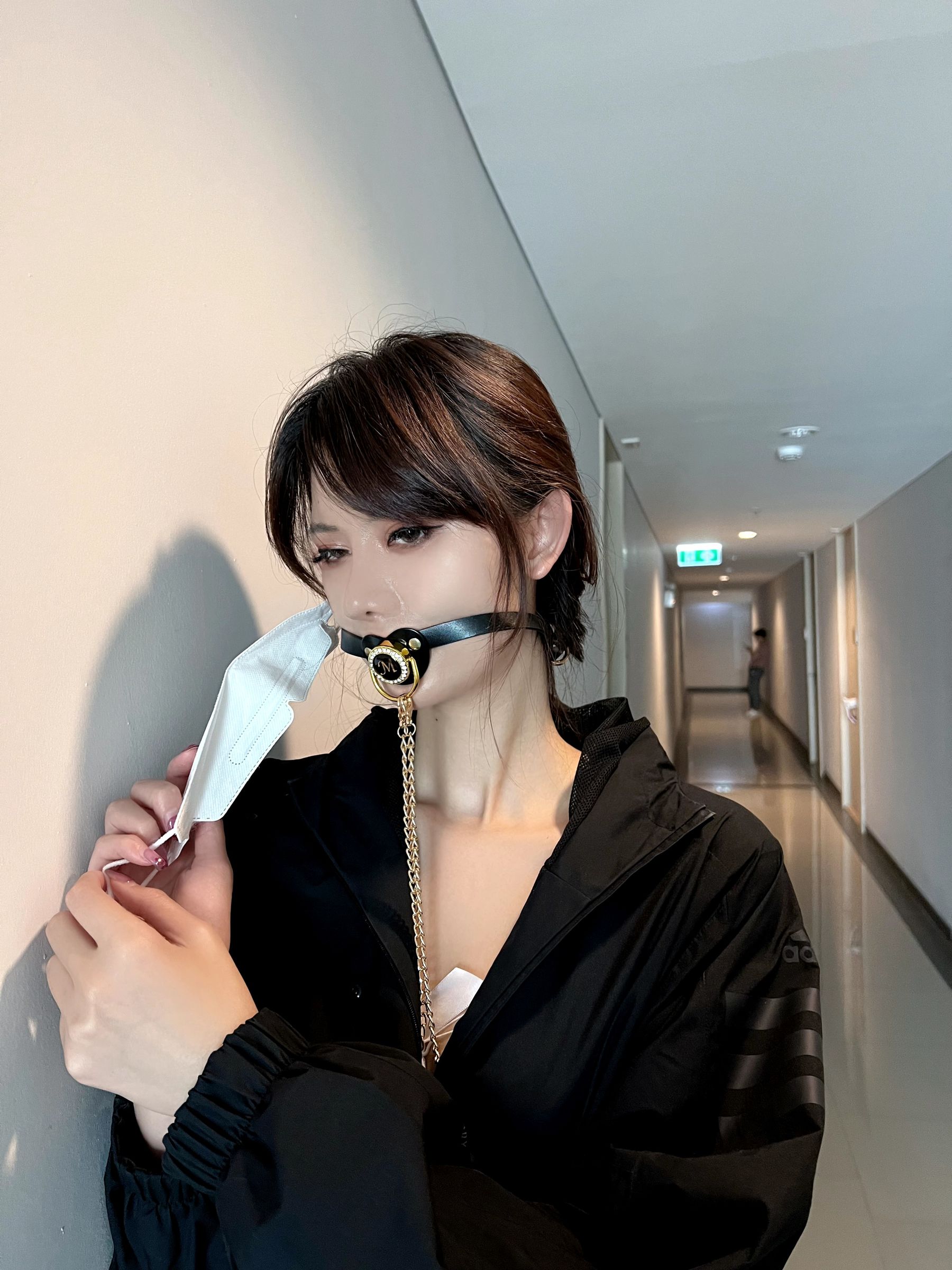 图片[2]-美女模特Azhua19970(阿朱啊) – 连体白丝-蕾丝百合网-美图分享,Cosplay美图,私房写真,套图下载