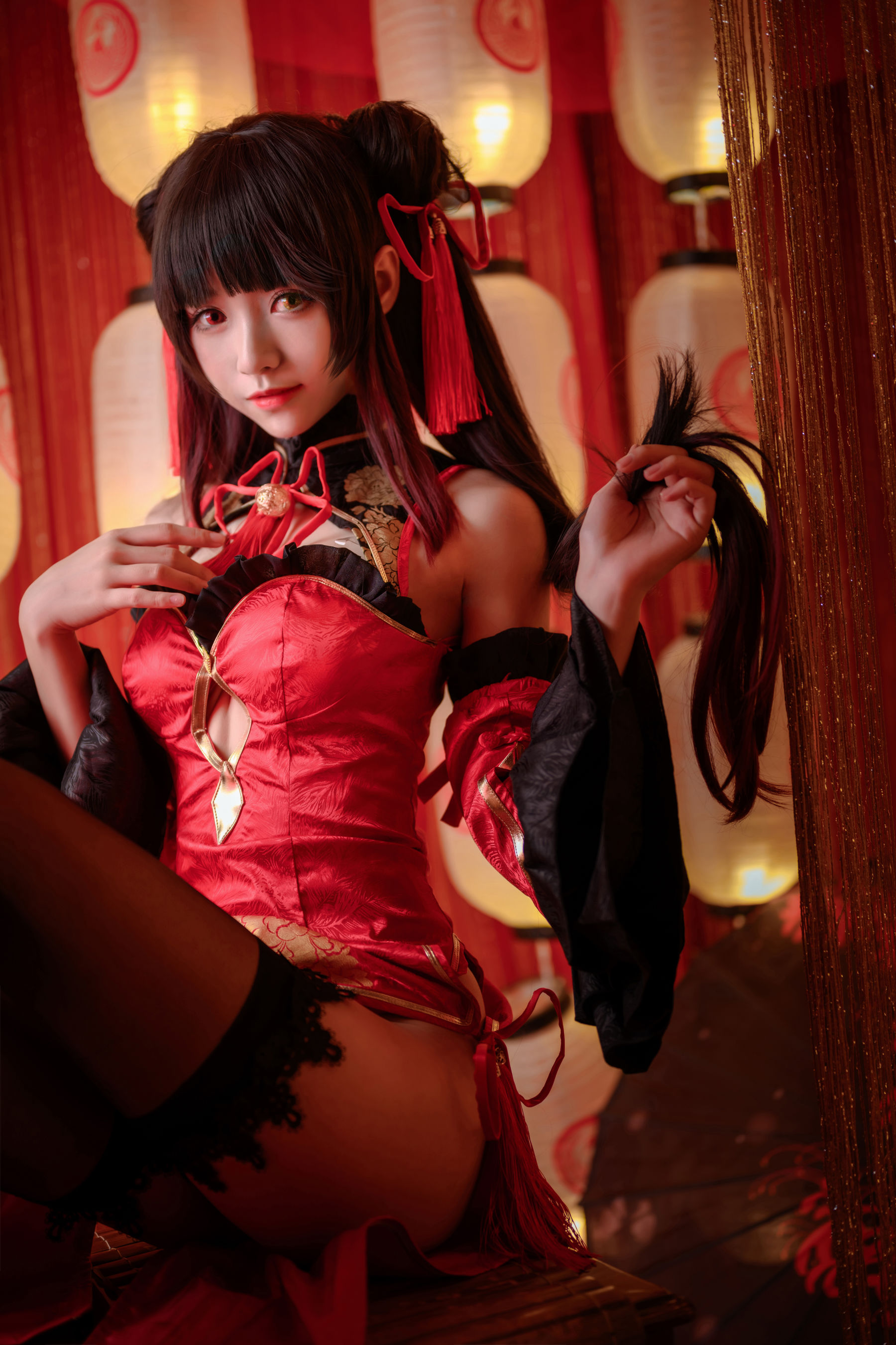 [COS福利] 动漫博主大大卷卷小卷 – 红色双马尾-蕾丝百合网-美图分享,Cosplay美图,私房写真,套图下载