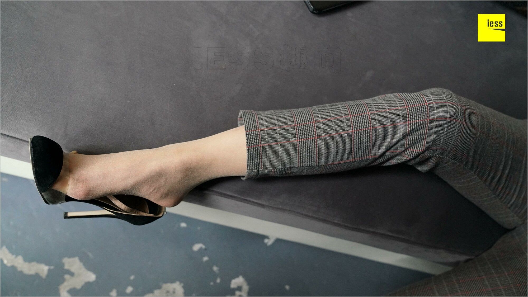 图片[8]-[异思趣向IESS] 丝足便当261 邱主管 《穿长裤的邱主管》-秀臀网-高品质图集网