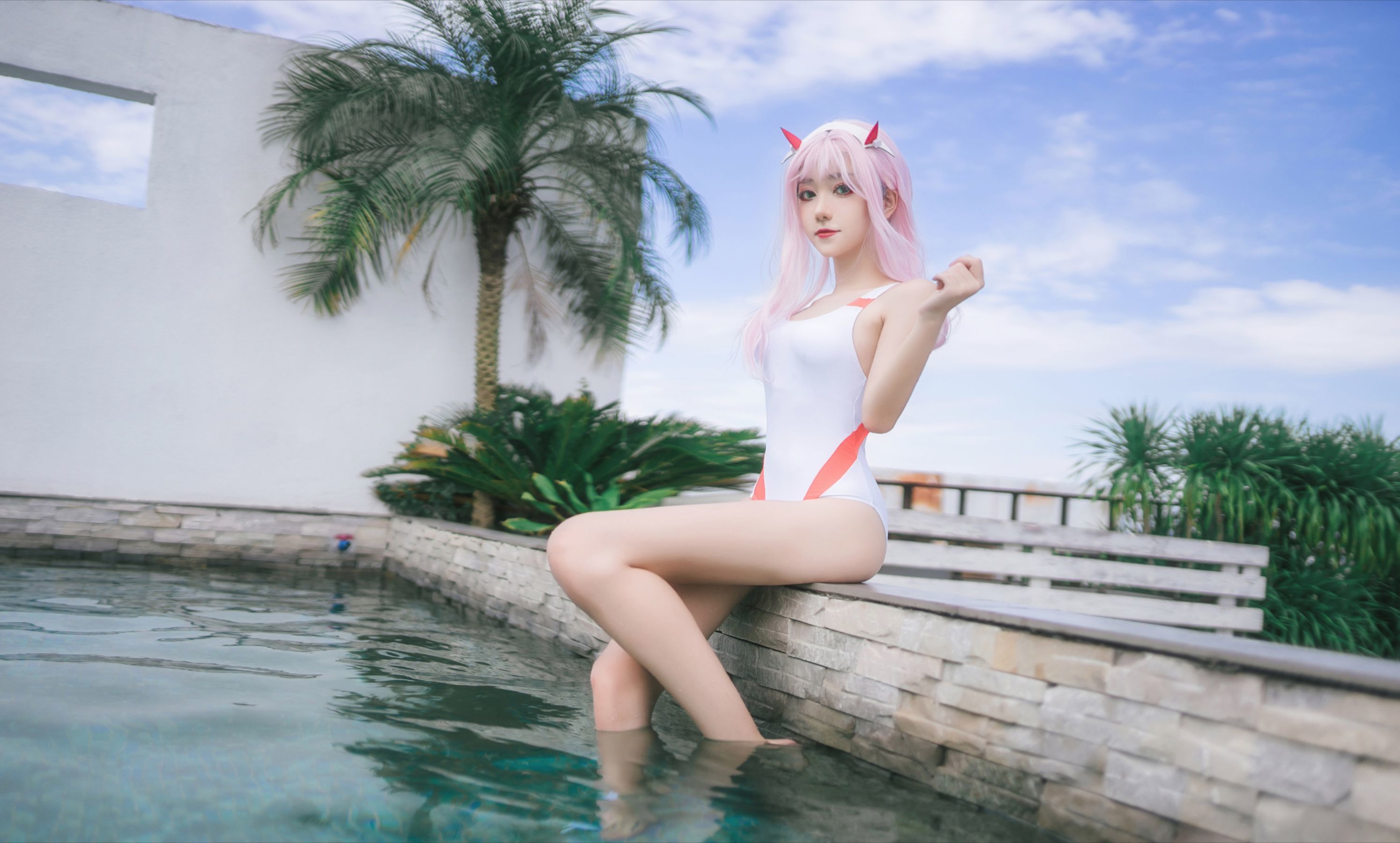 [COS福利] 动漫博主南桃Momoko – 连体泳衣-蕾丝百合网-美图分享,Cosplay美图,私房写真,套图下载