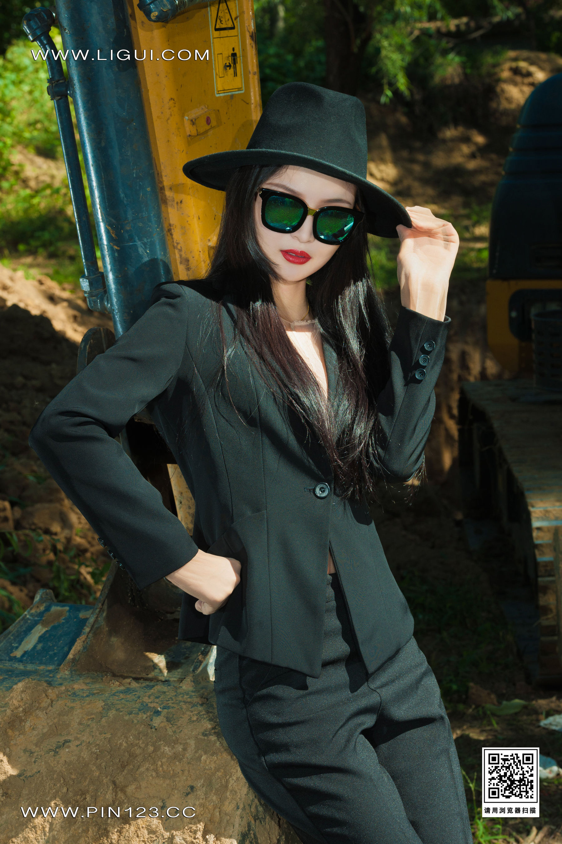 图片[6]-[丽柜Ligui] 苏黎 工地丝享家-ACG-二次元游戏动漫视频分享平台