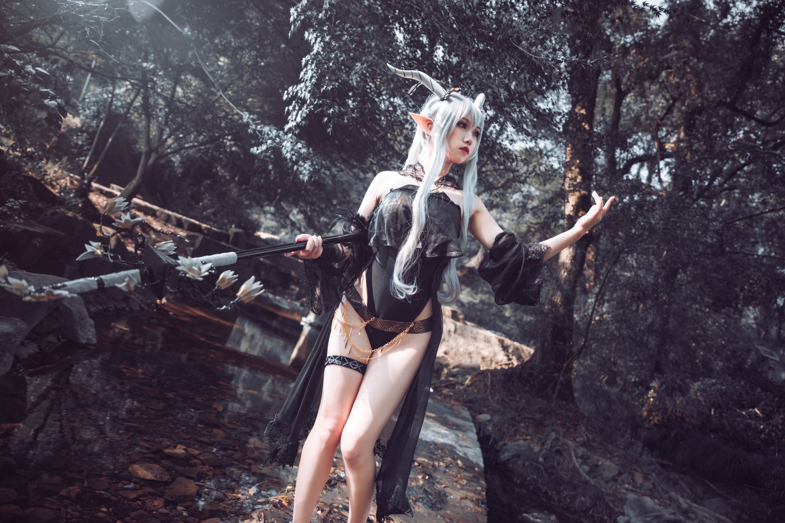 [COS福利] 芋圆侑子SJ_ – 闪灵泳装-蕾丝百合网-美图分享,Cosplay美图,私房写真,套图下载