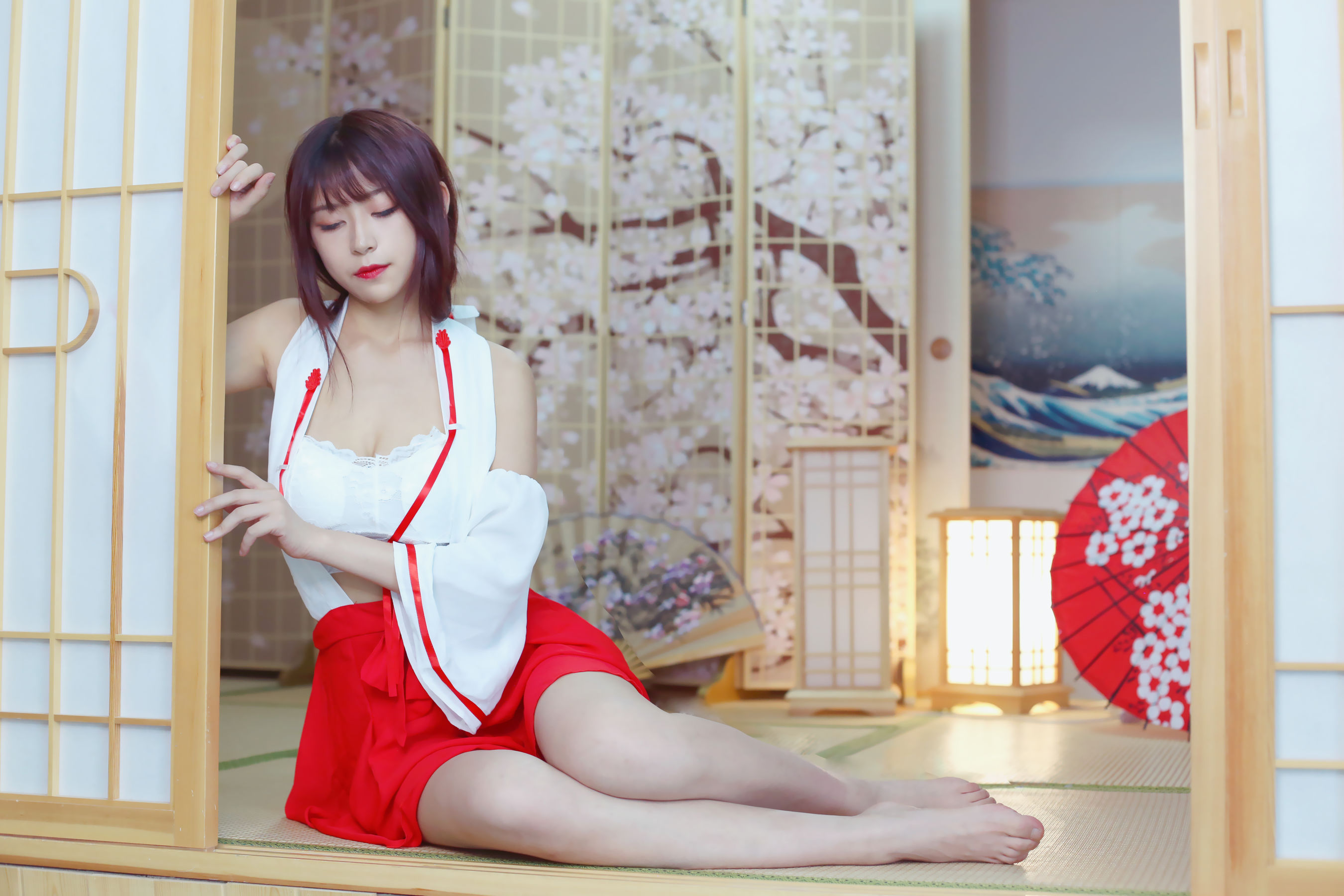 图片[2]-B站羊小雪写真-女巫-蕾丝百合网-美图分享,Cosplay美图,私房写真,套图下载