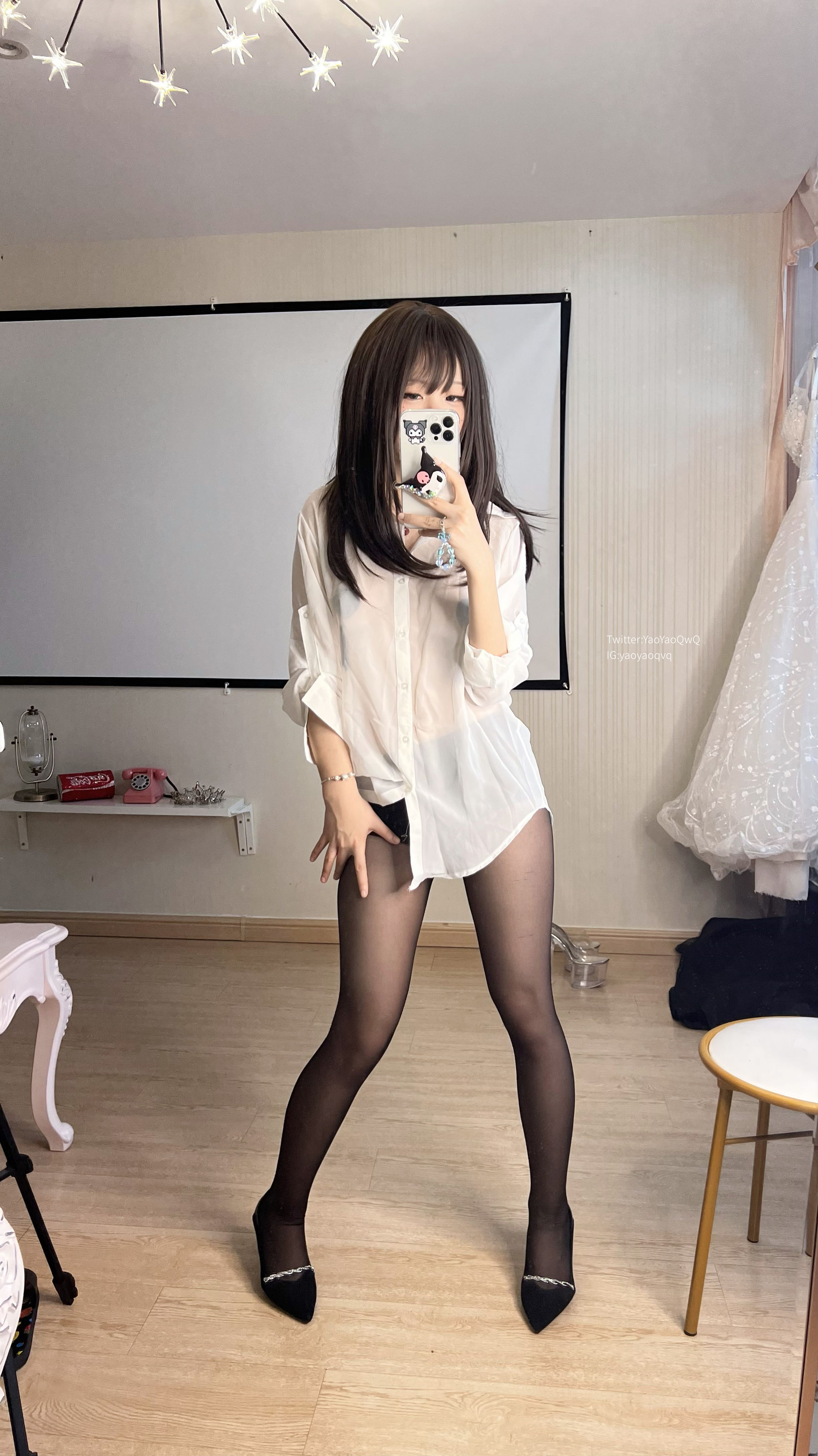 图片[3]-[福利COS] 萌妹子Coser摇摇乐yoyo – 白衫黑丝-蕾丝百合网-美图分享,Cosplay美图,私房写真,套图下载