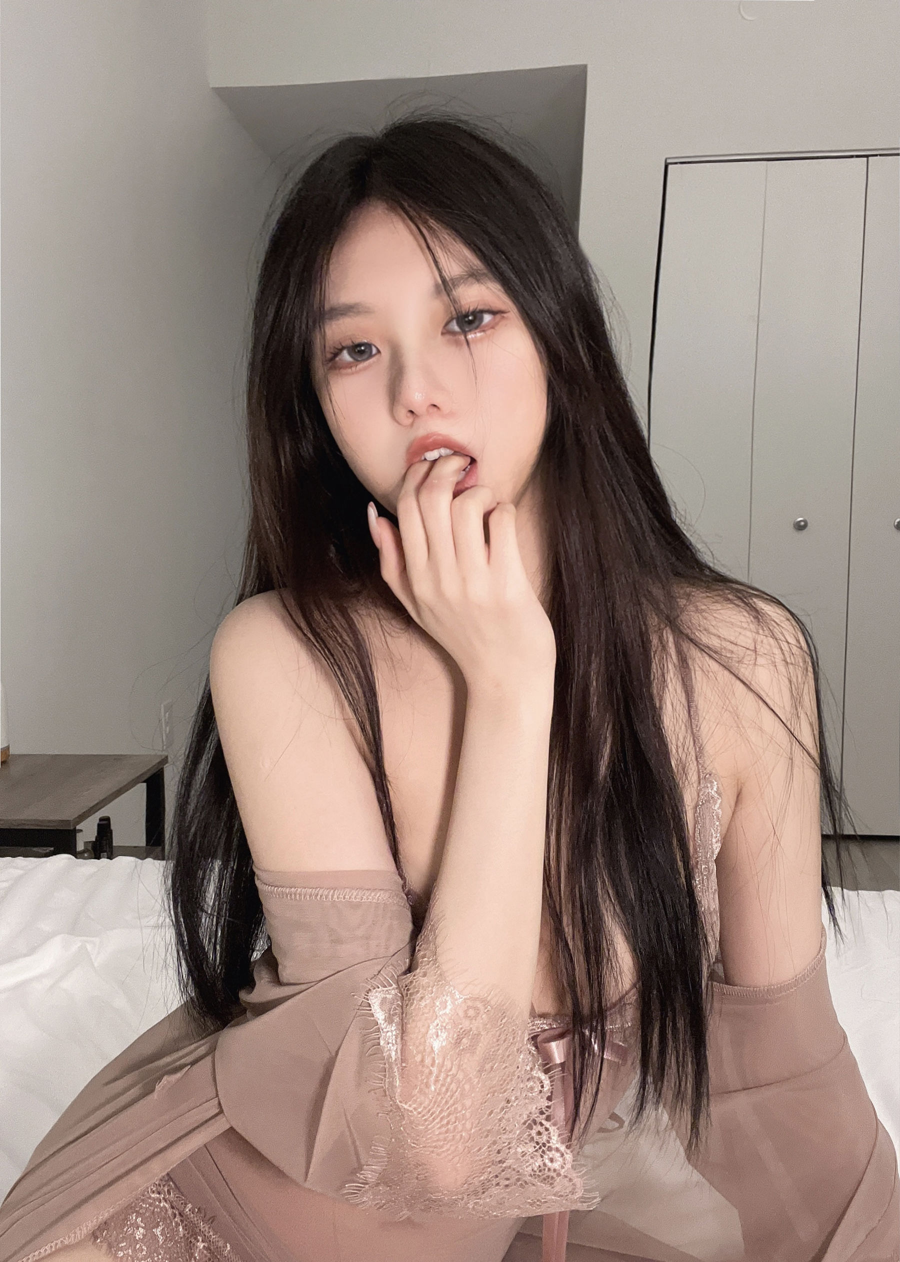 图片[3]-[福利COS] 动漫博主果咩酱w – 入夜-蕾丝百合网-美图分享,Cosplay美图,私房写真,套图下载